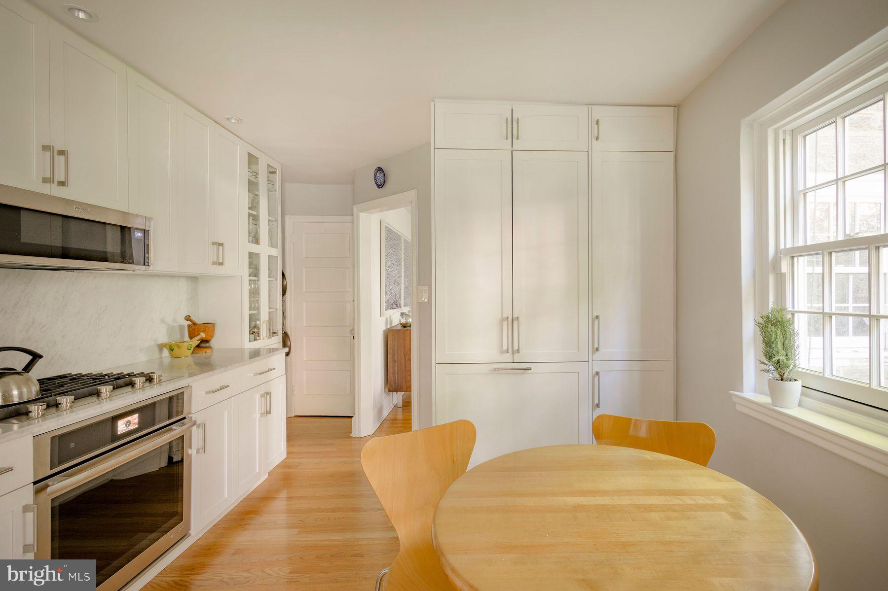 CHESTNUT HILL - Residential