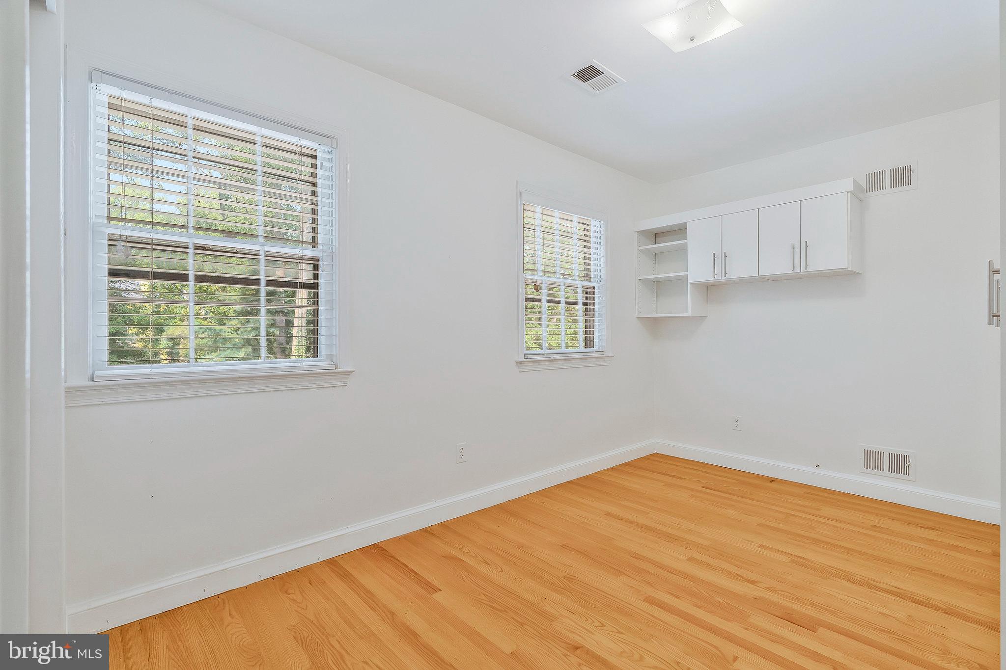 LANGLEY FOREST - Residential
