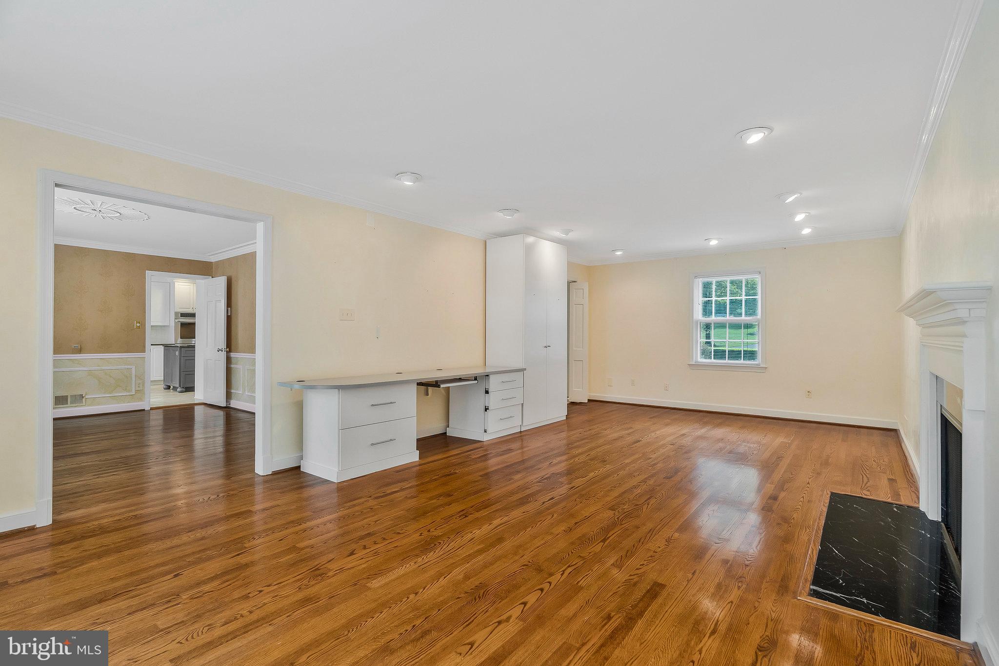 LANGLEY FOREST - Residential