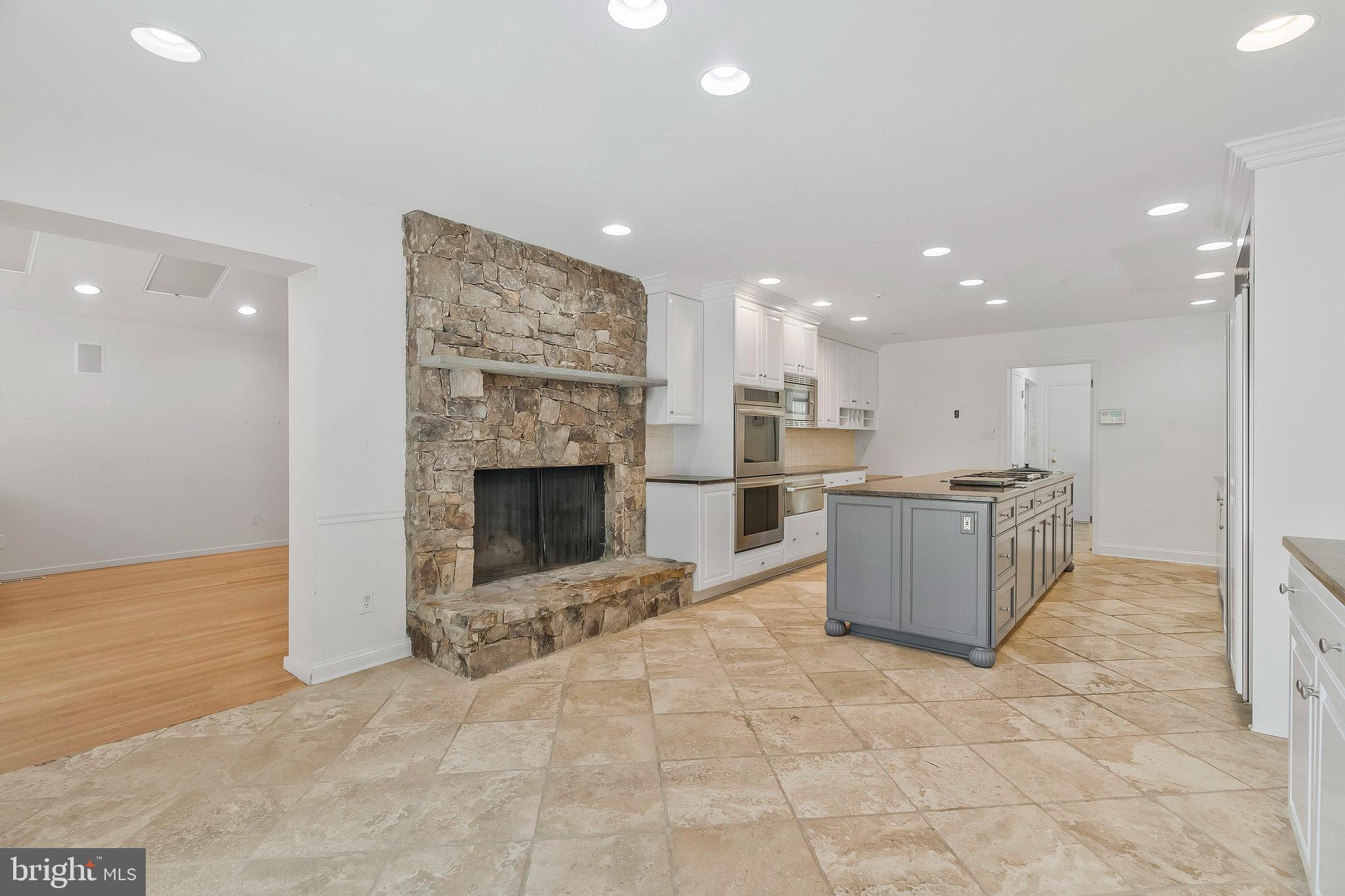 LANGLEY FOREST - Residential