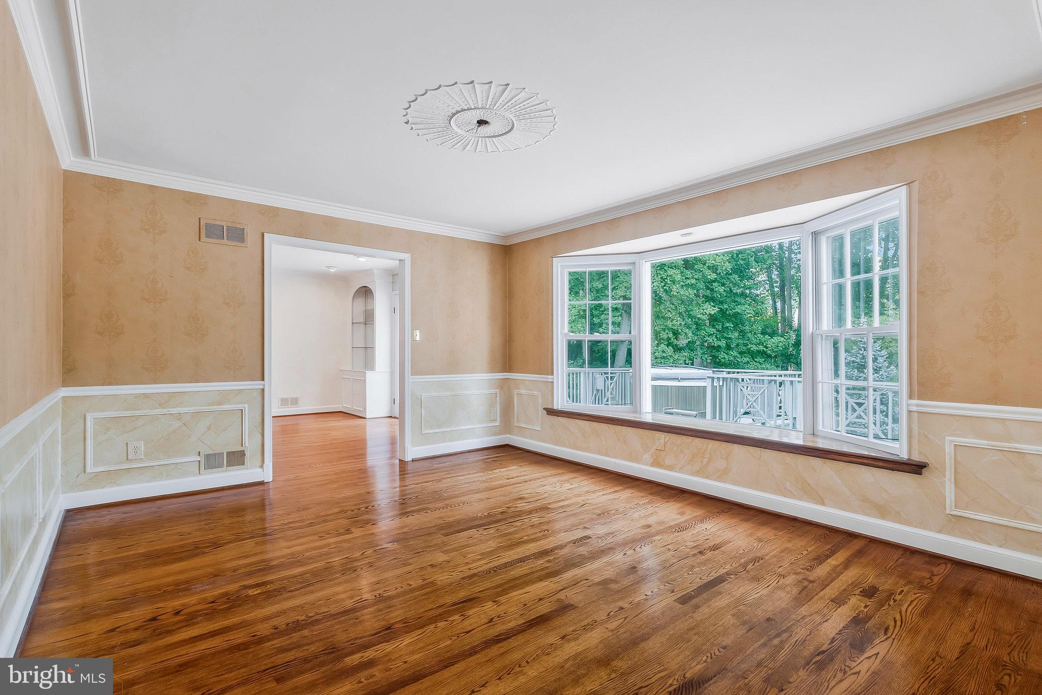 LANGLEY FOREST - Residential