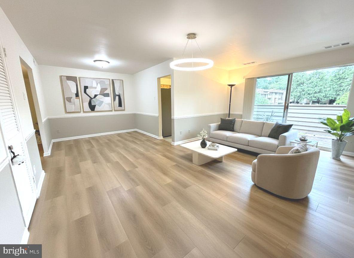 THOMAS CHOICE GARDENS - Residential