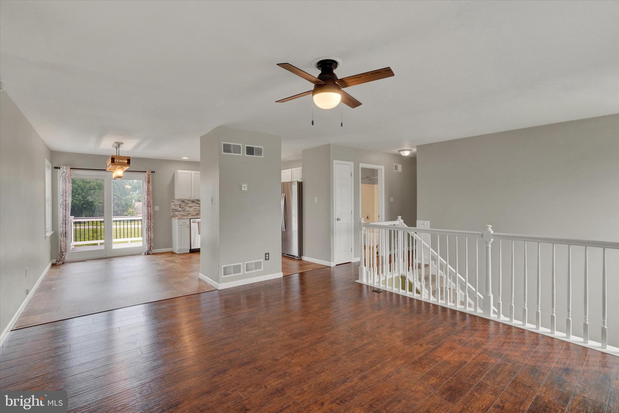 ASHCOMBE FARMS WEST - Residential
