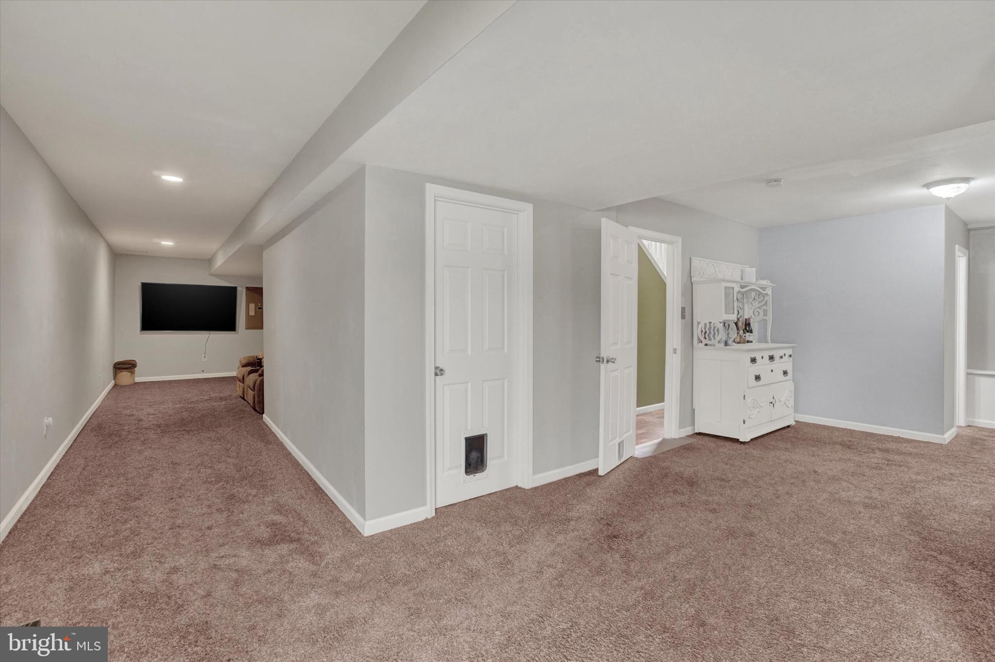 ASHCOMBE FARMS WEST - Residential