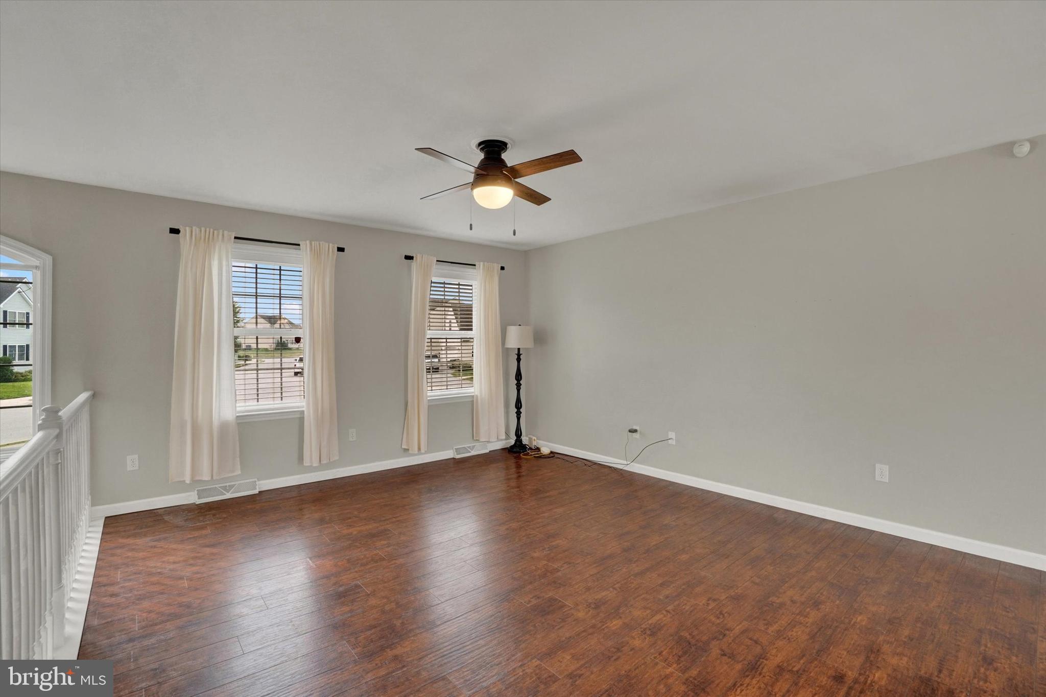 ASHCOMBE FARMS WEST - Residential