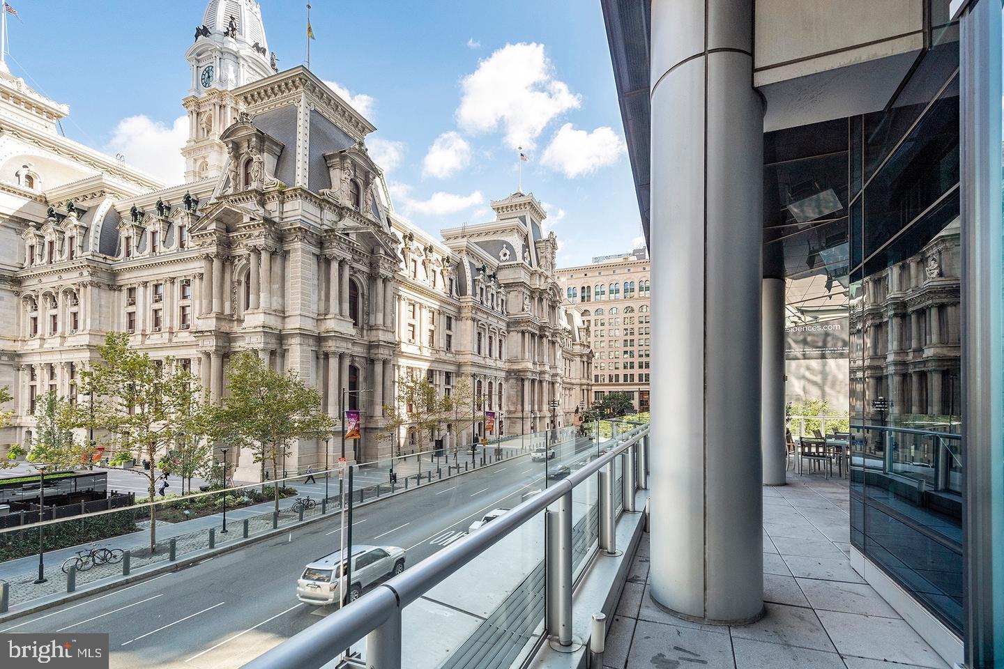 AVENUE OF THE ARTS - Residential Lease