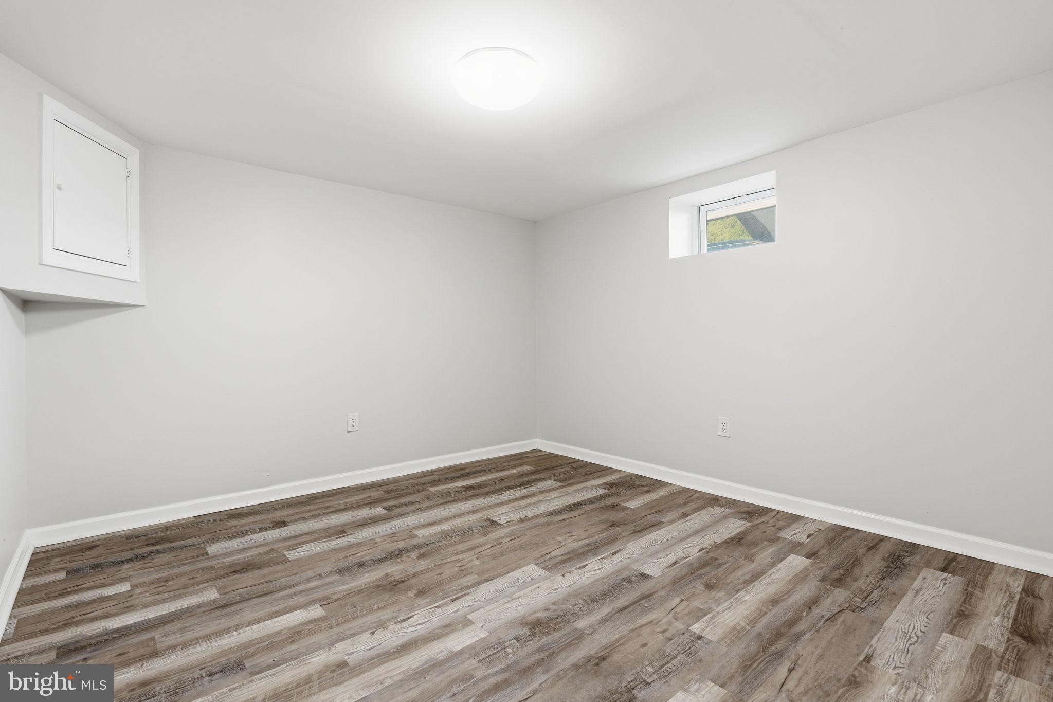 EDNOR GARDENS - LAKESIDE - Residential
