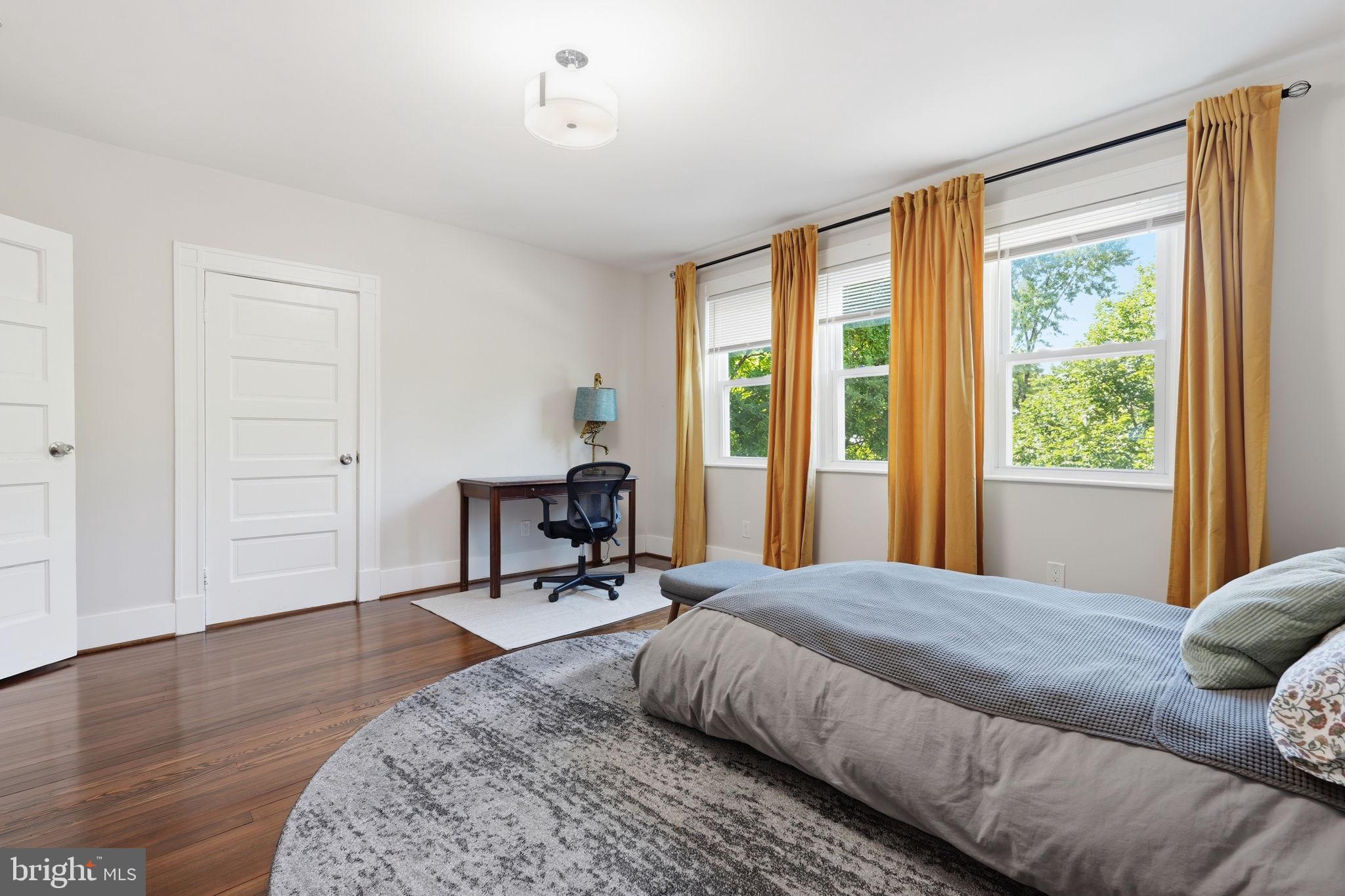 EDNOR GARDENS - LAKESIDE - Residential