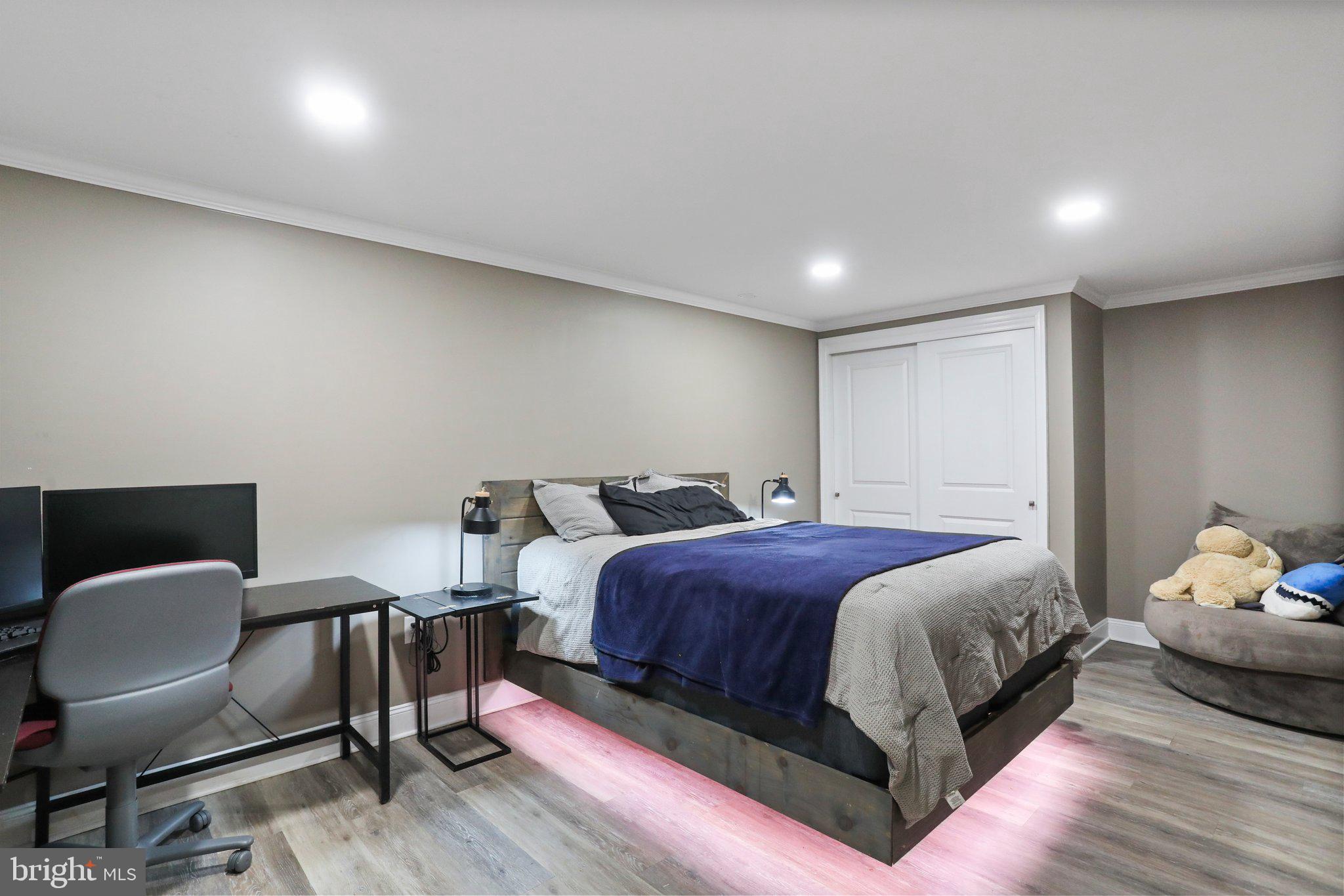 POTOMAC HEIGHTS - Residential