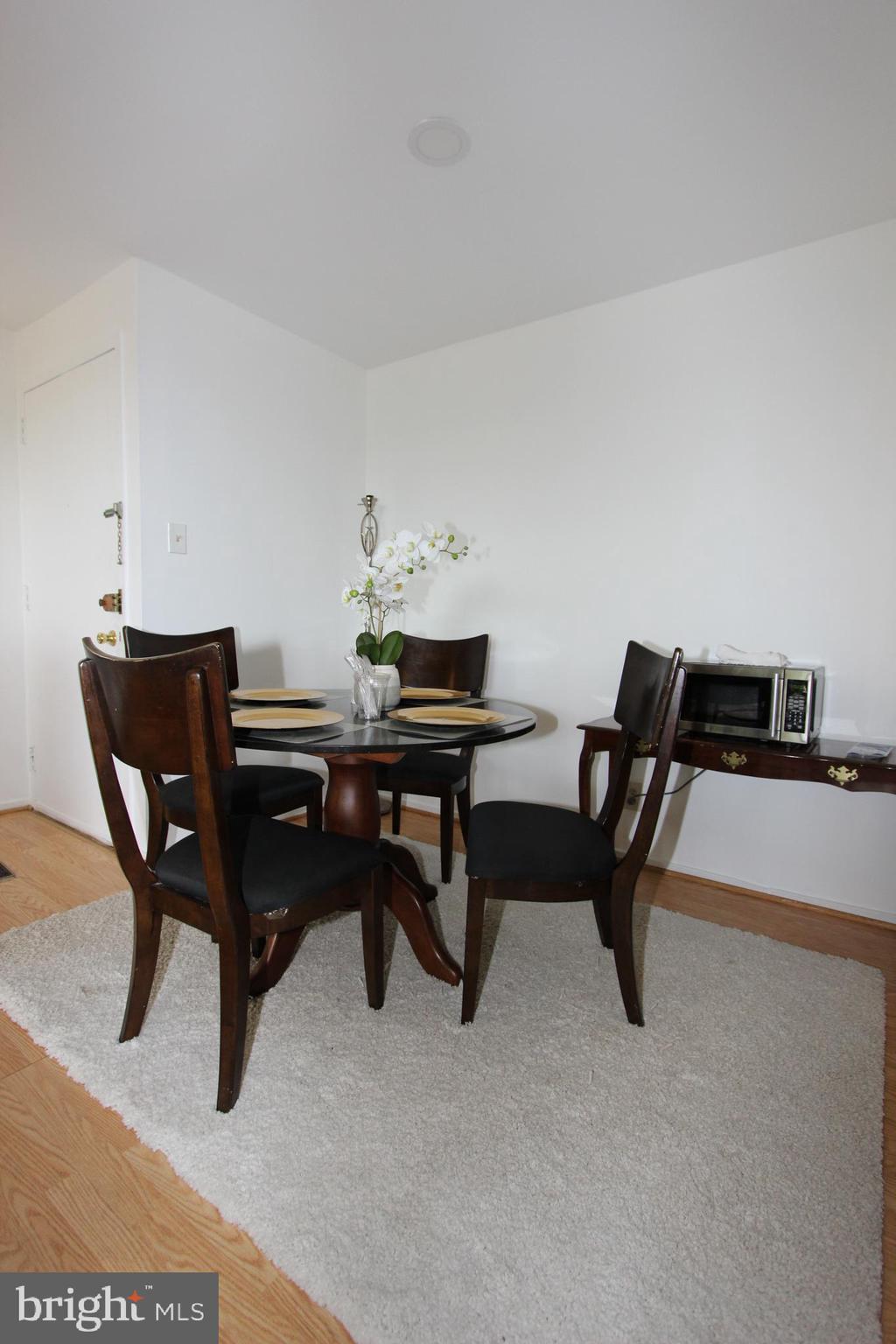 WOODMONT SPRINGS - Residential