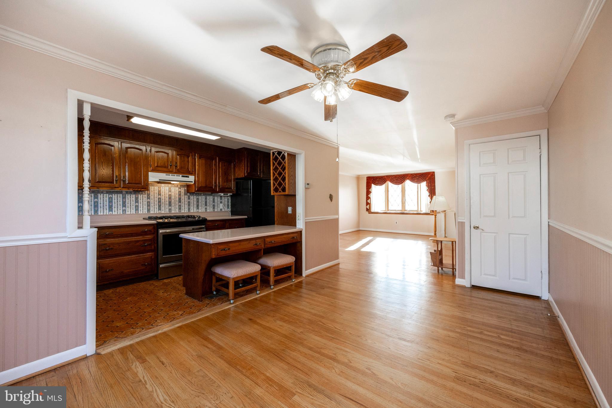WOODLAWN - Residential