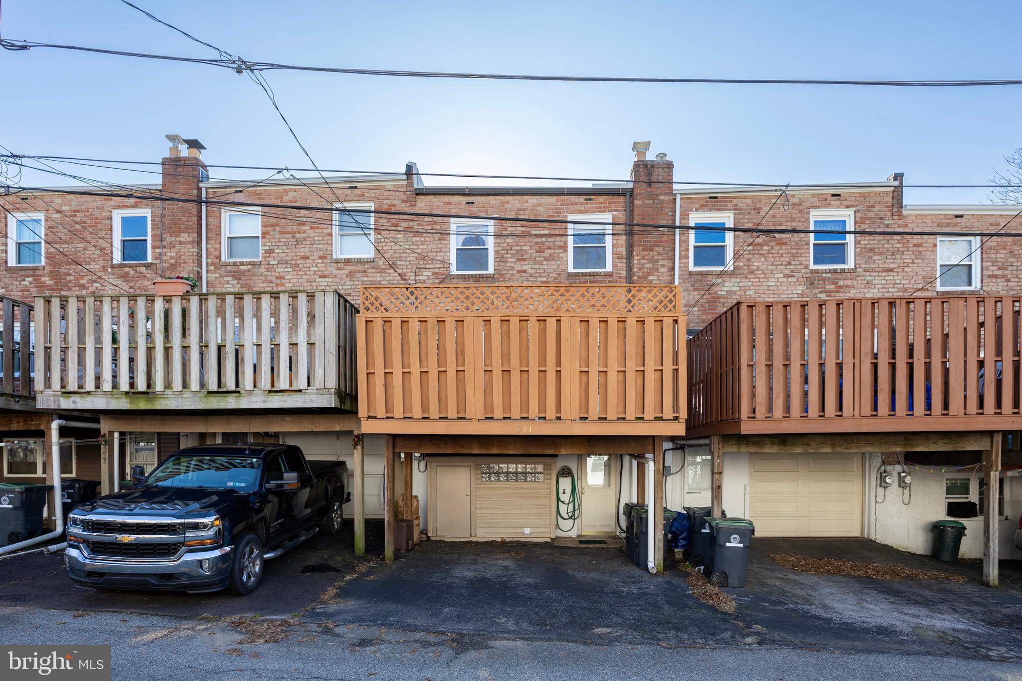 WOODLAWN - Residential
