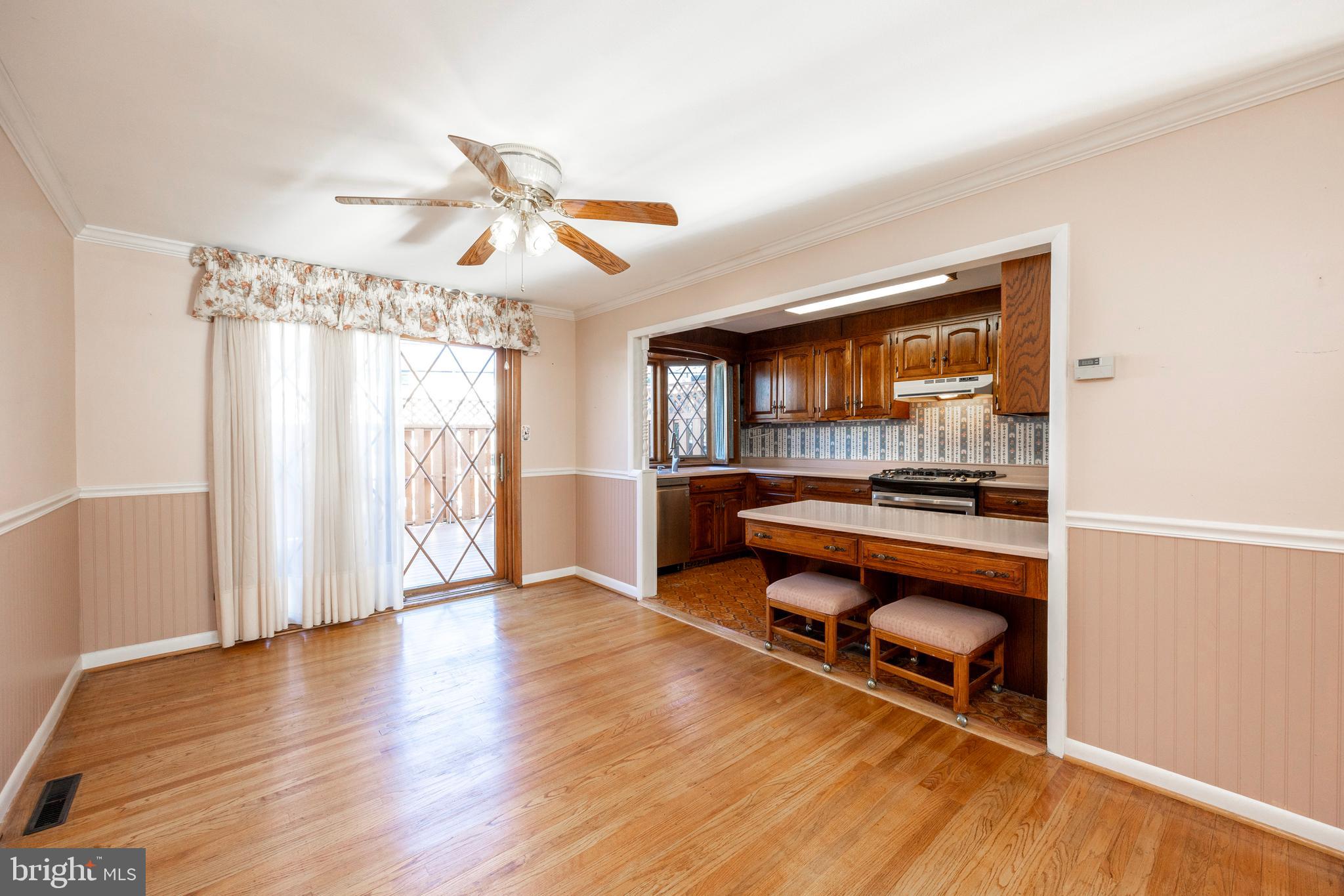 WOODLAWN - Residential
