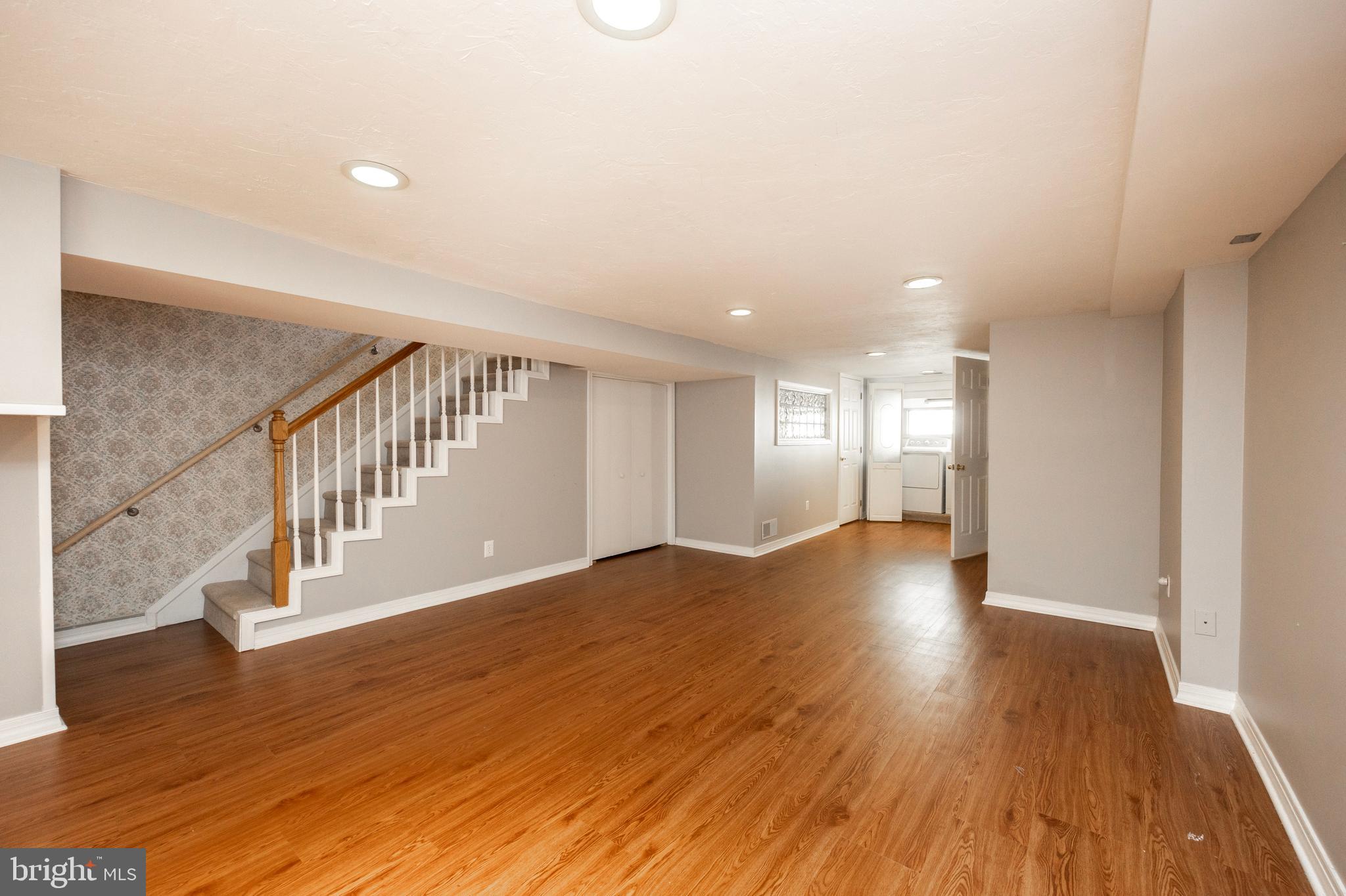 WOODLAWN - Residential
