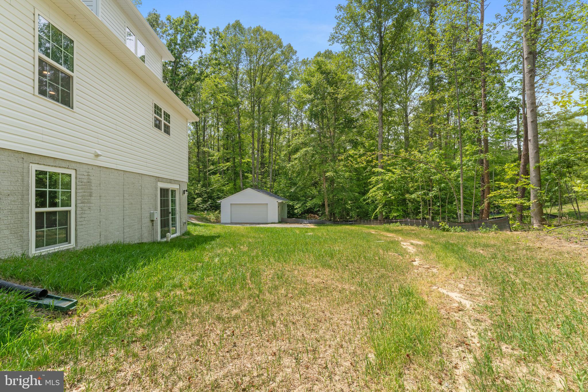 WOODLAND SHORES - Residential