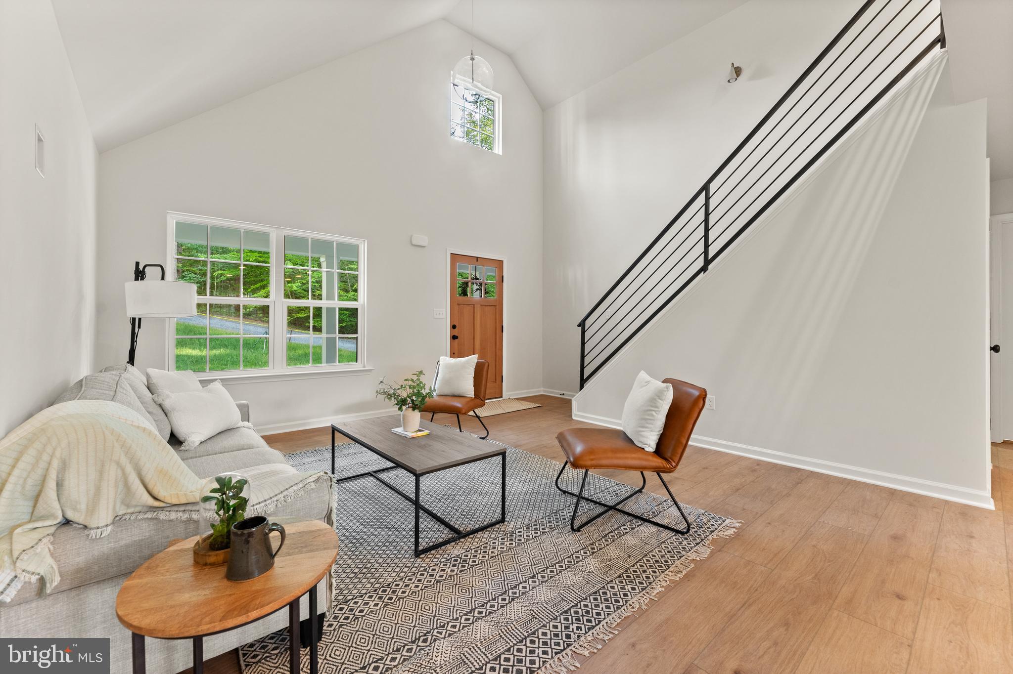 WOODLAND SHORES - Residential