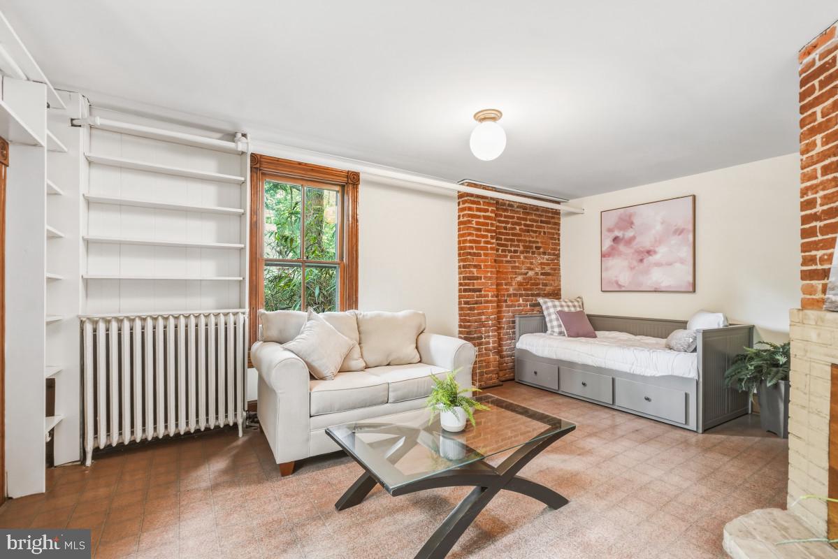 TAKOMA PARK - Residential