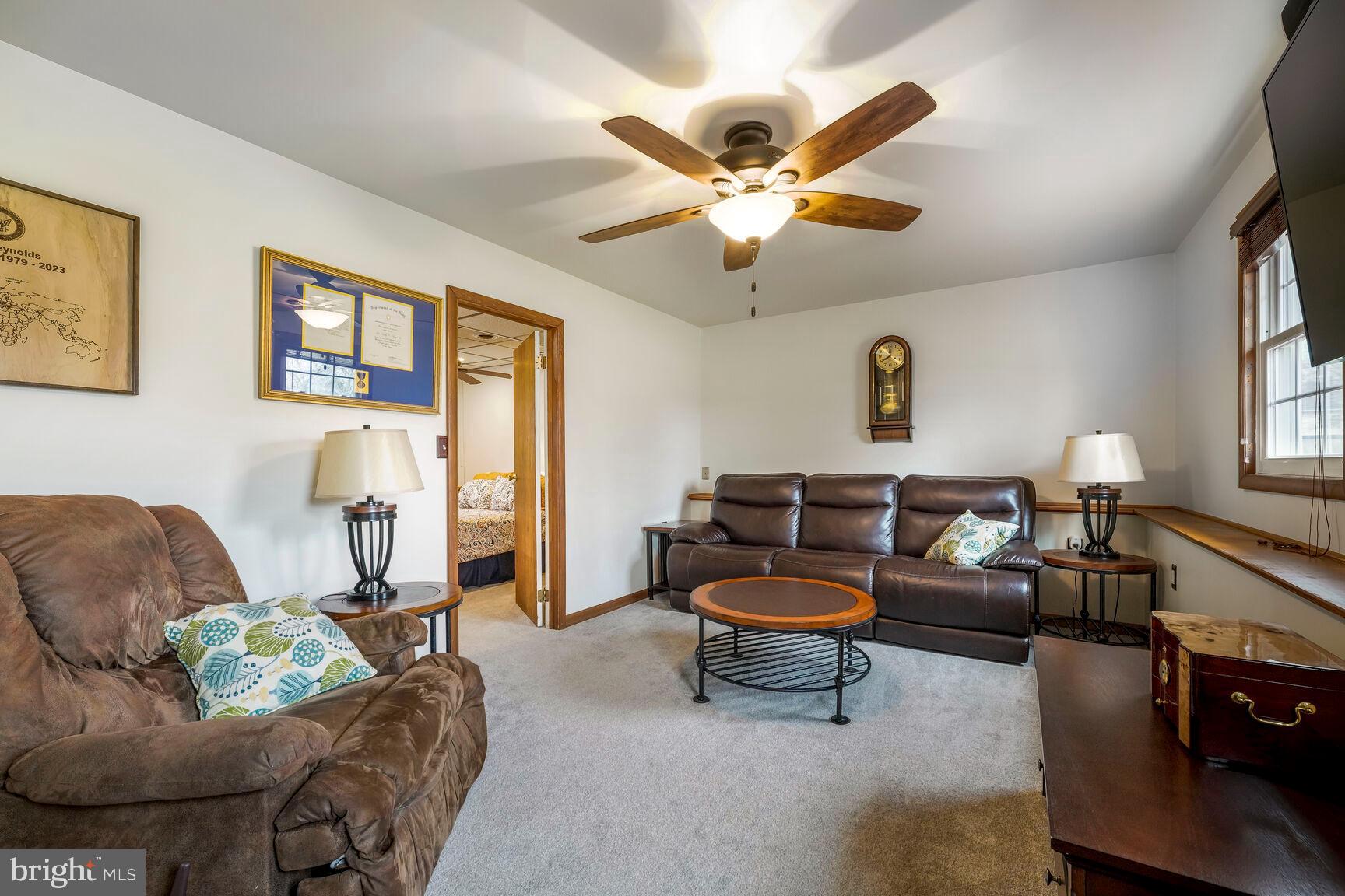 WAKEFIELD - Residential
