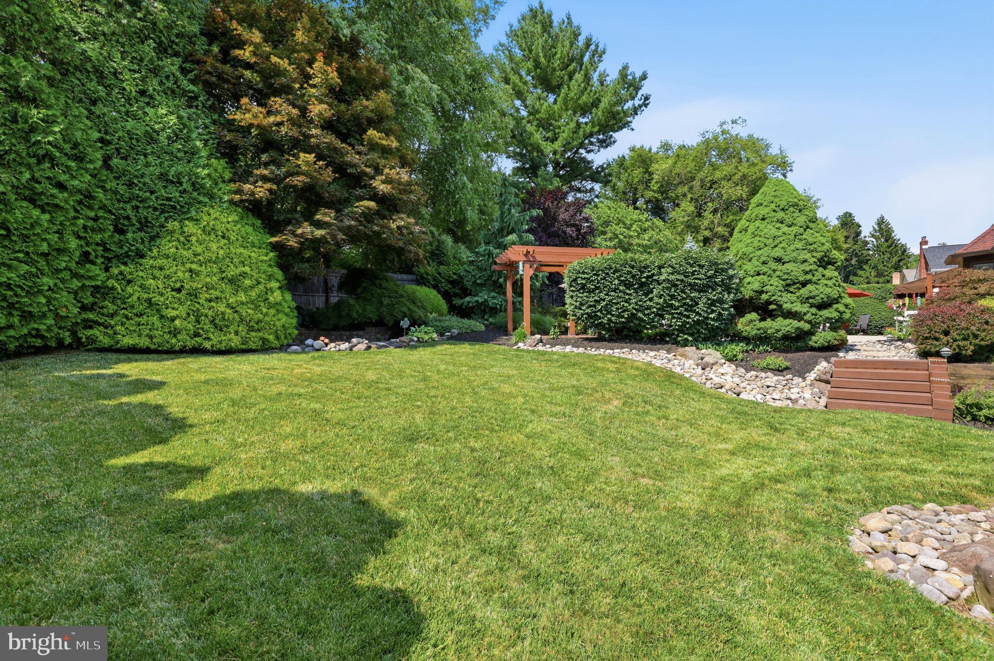 JUSTA FARMS - Residential