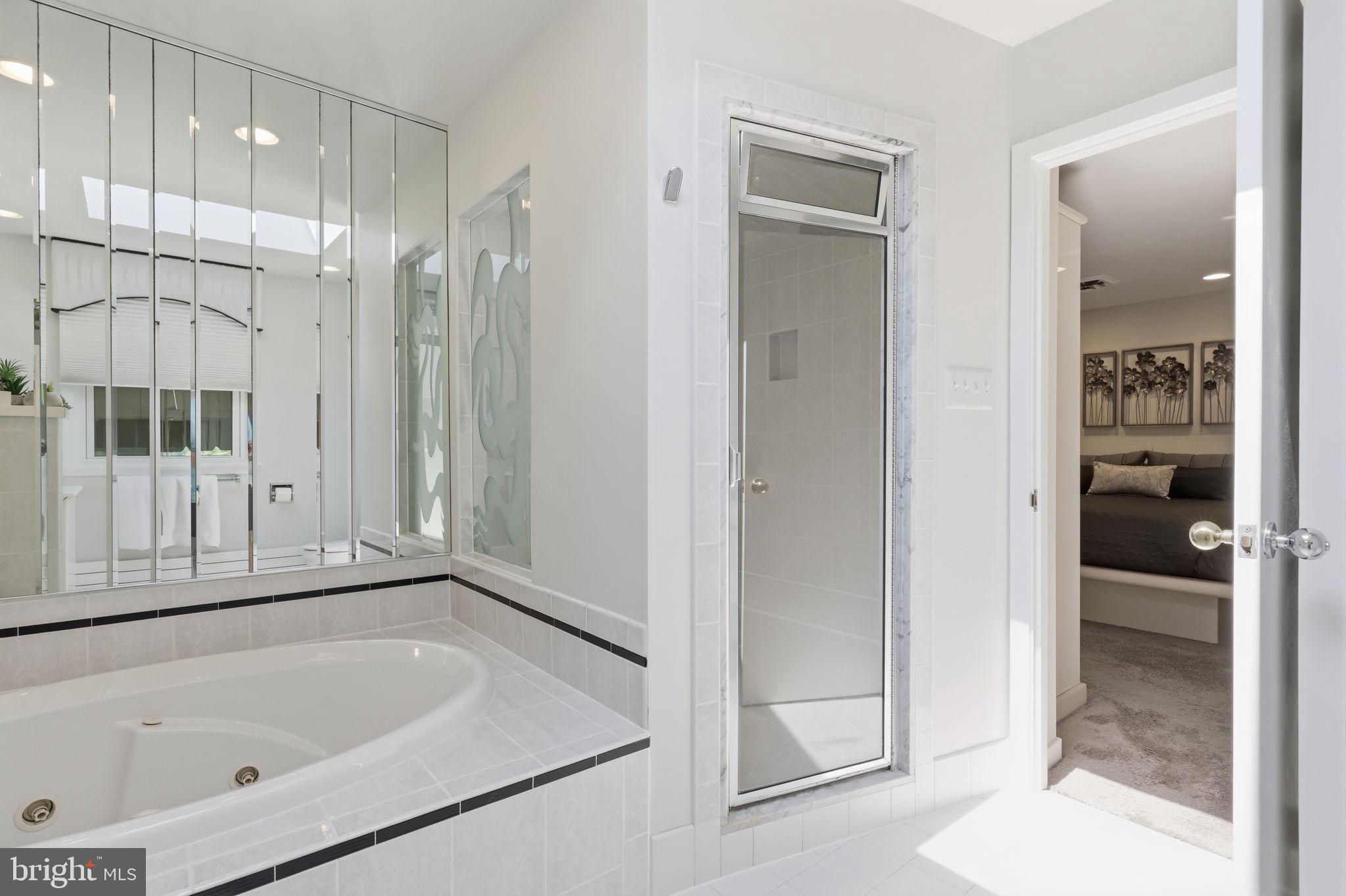 JUSTA FARMS - Residential