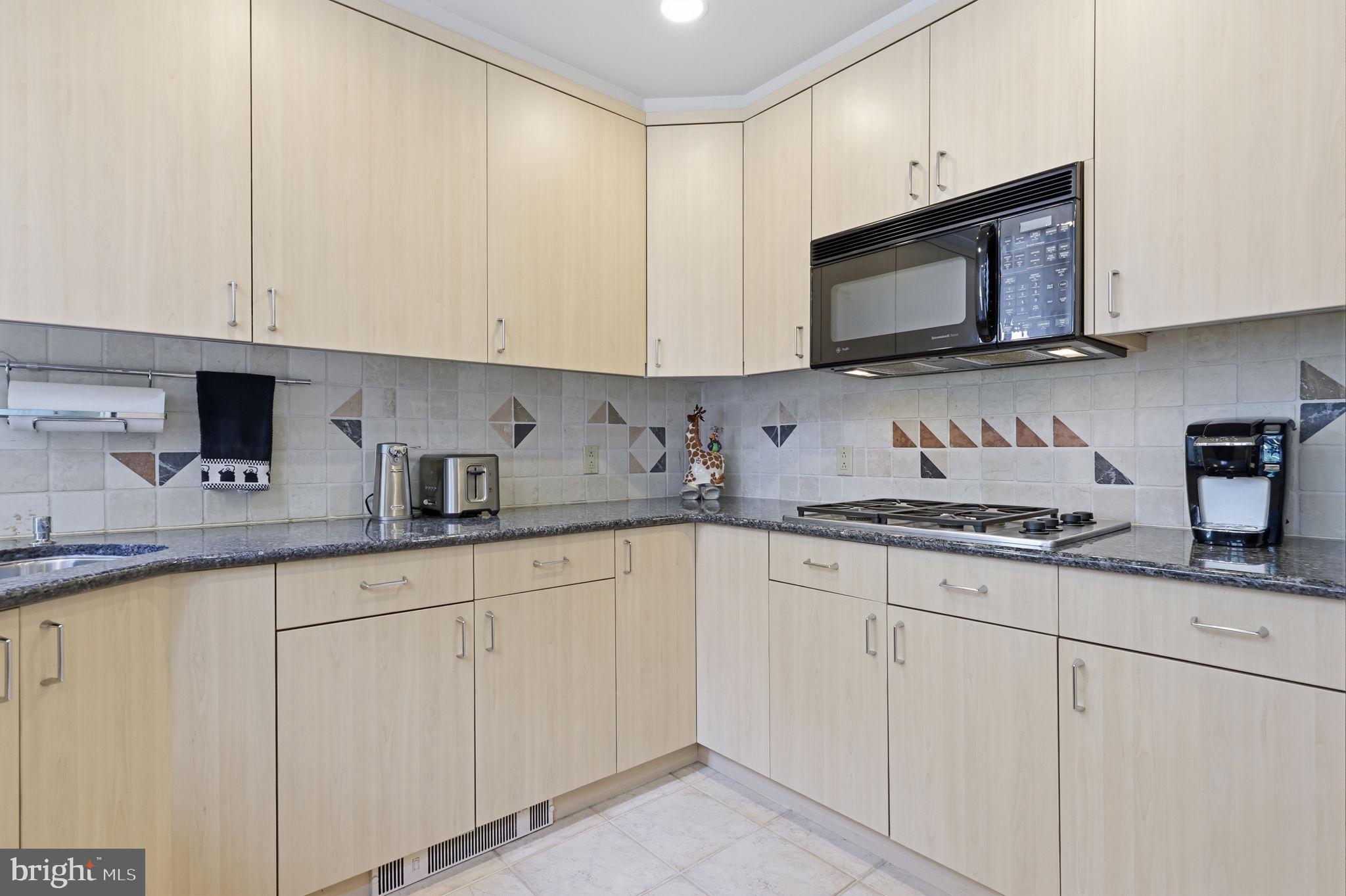 JUSTA FARMS - Residential