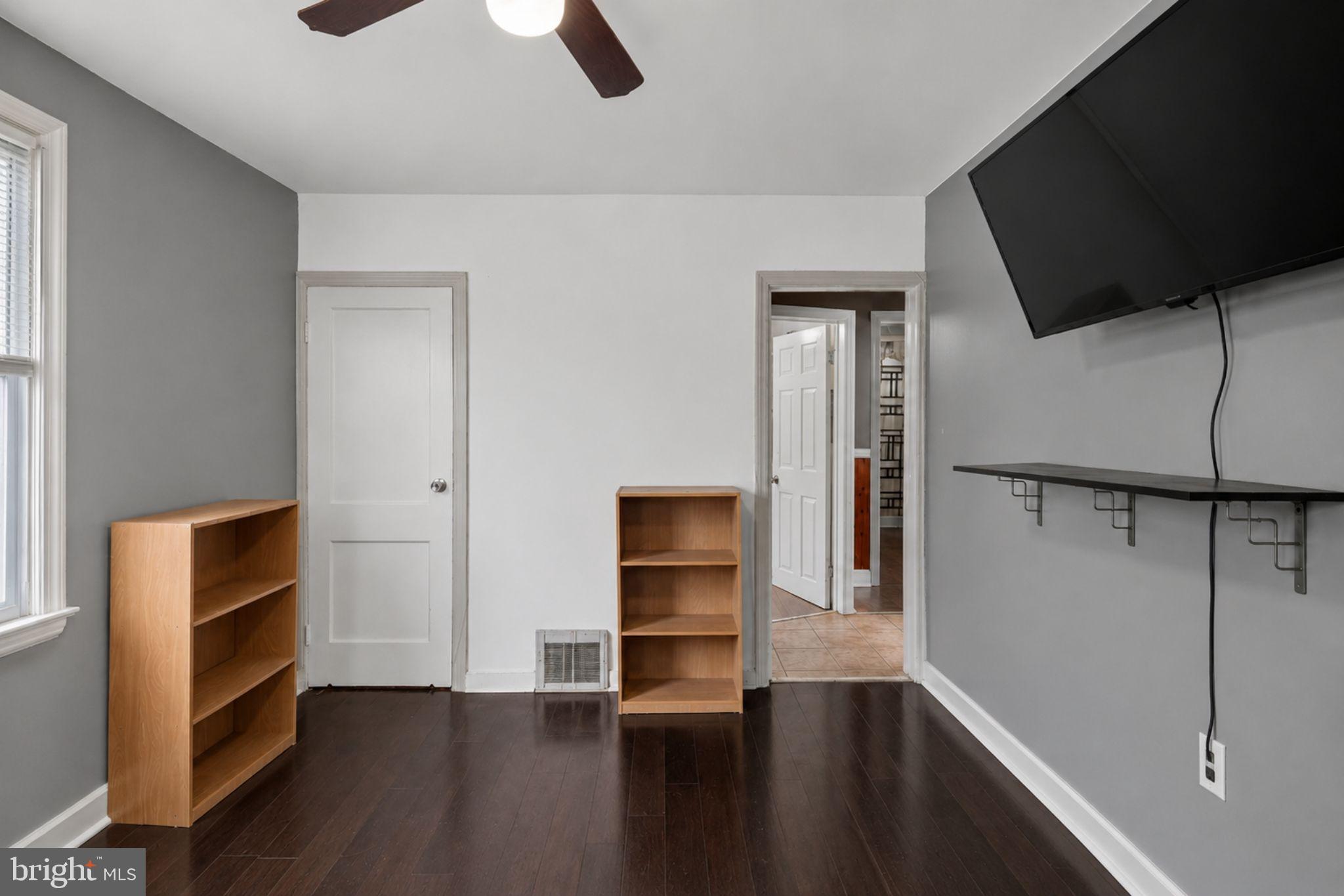 CATONSVILLE PINES - Residential
