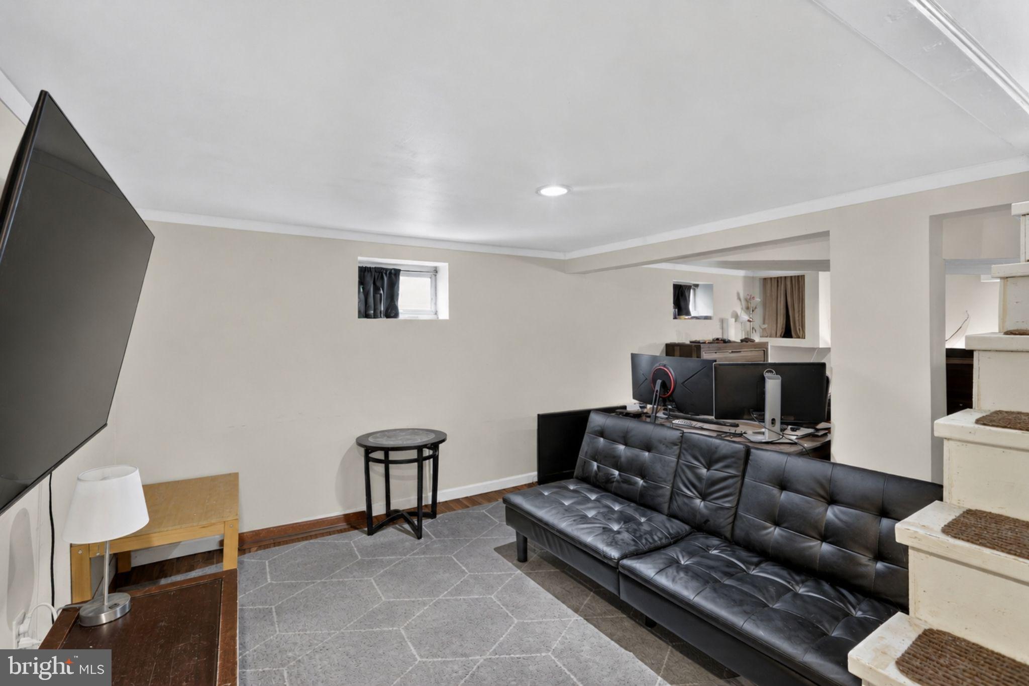 CATONSVILLE PINES - Residential