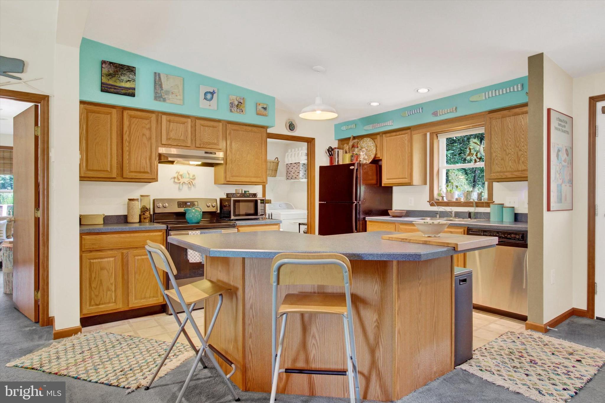 LAKE HERITAGE - Residential
