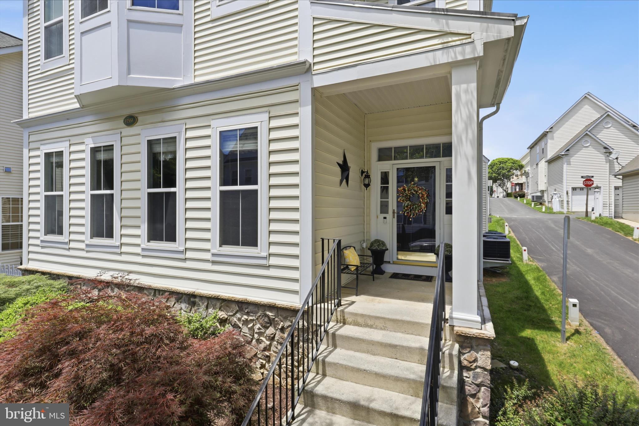 LAKE POINT ROUND HILL - Residential