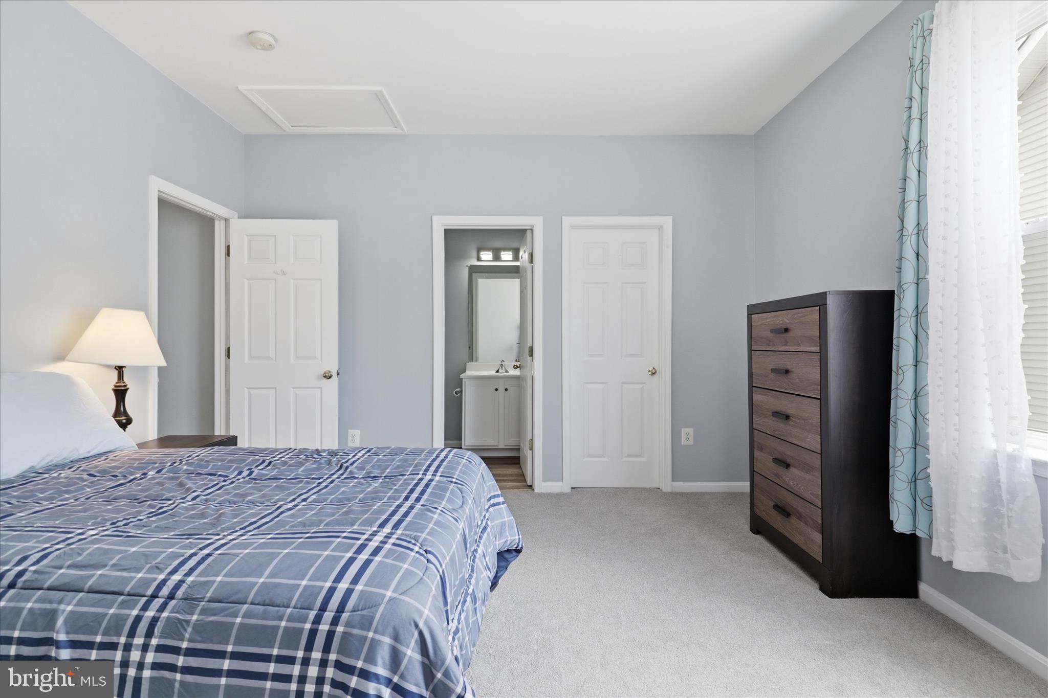 LAKE POINT ROUND HILL - Residential