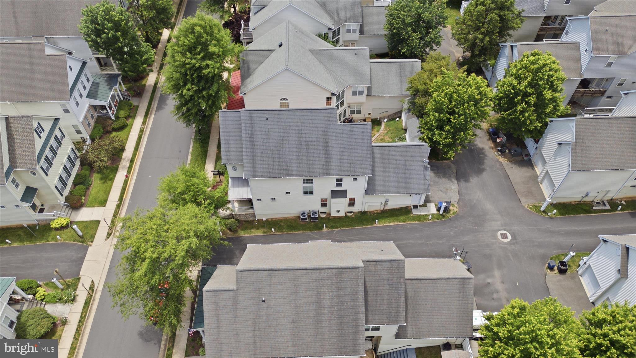 LAKE POINT ROUND HILL - Residential