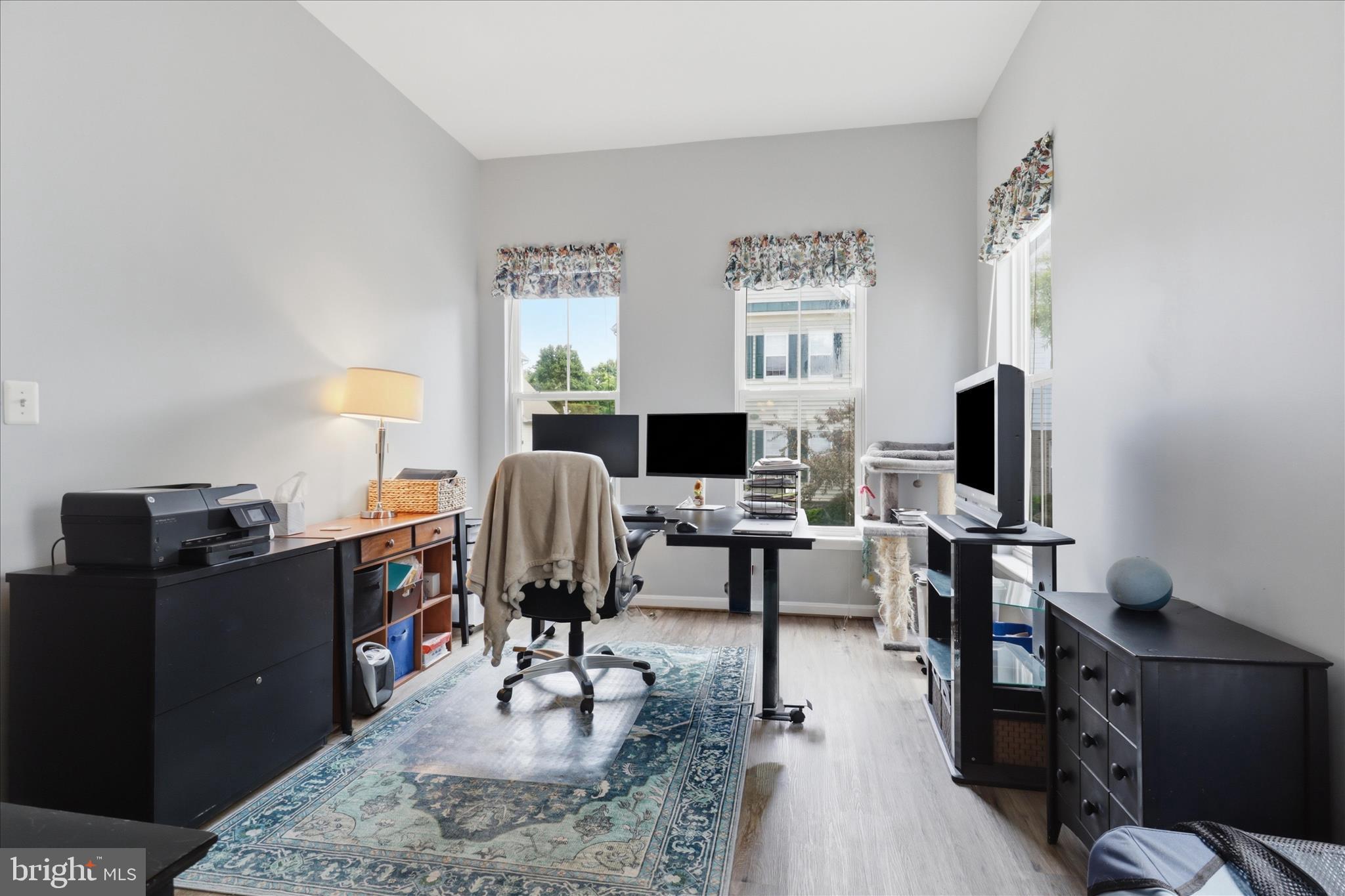 LAKE POINT ROUND HILL - Residential