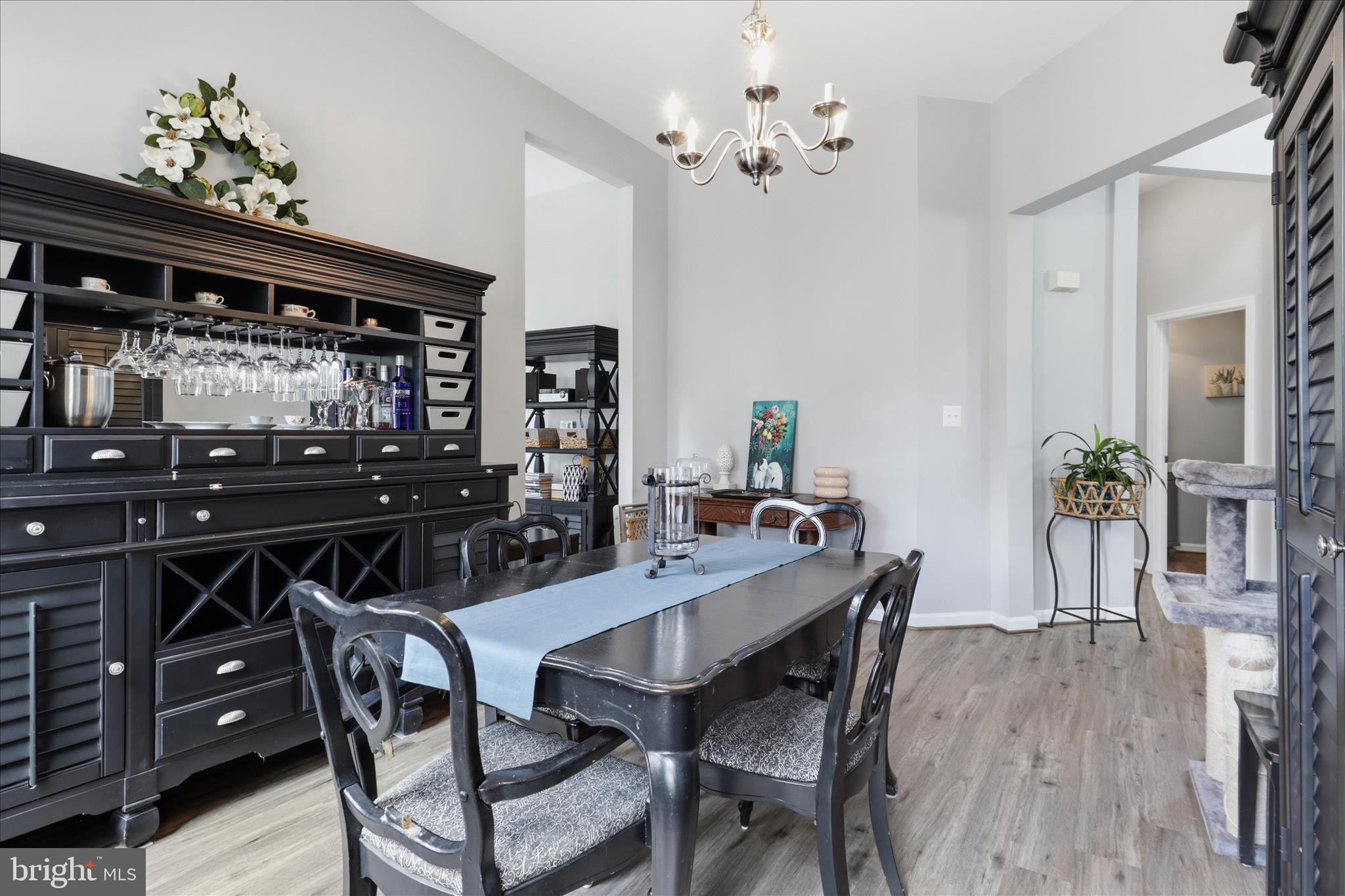 LAKE POINT ROUND HILL - Residential