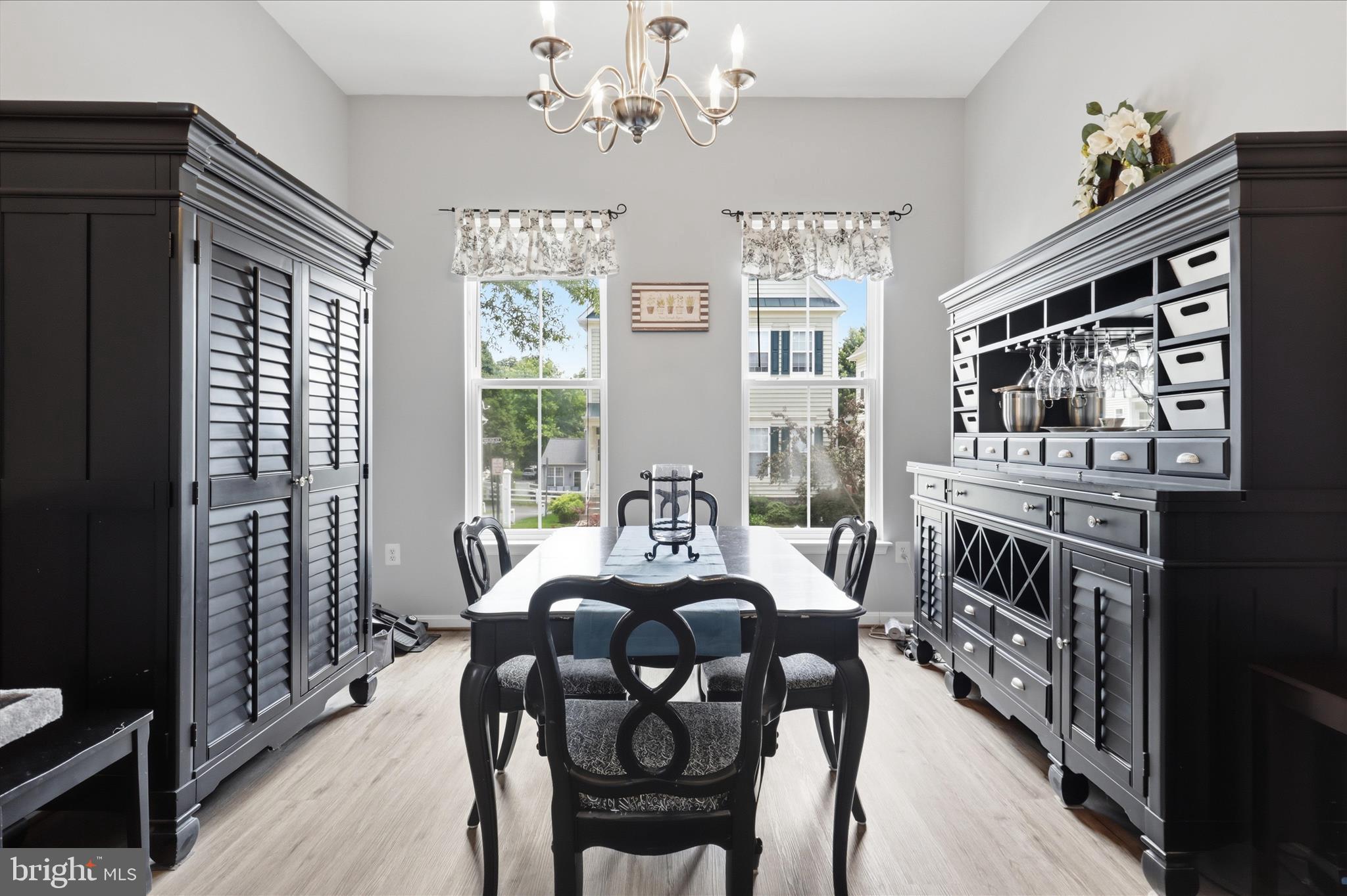LAKE POINT ROUND HILL - Residential