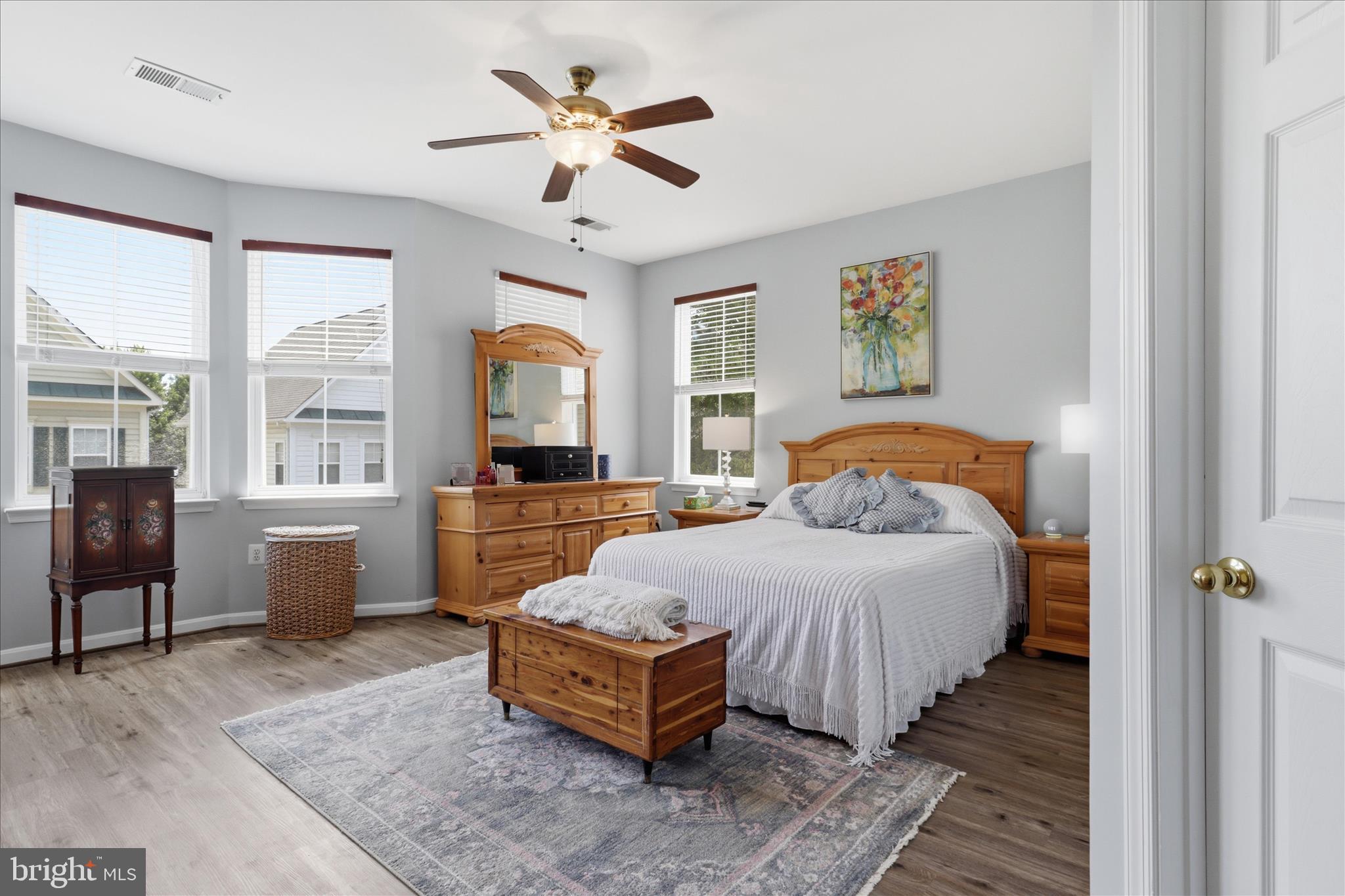 LAKE POINT ROUND HILL - Residential