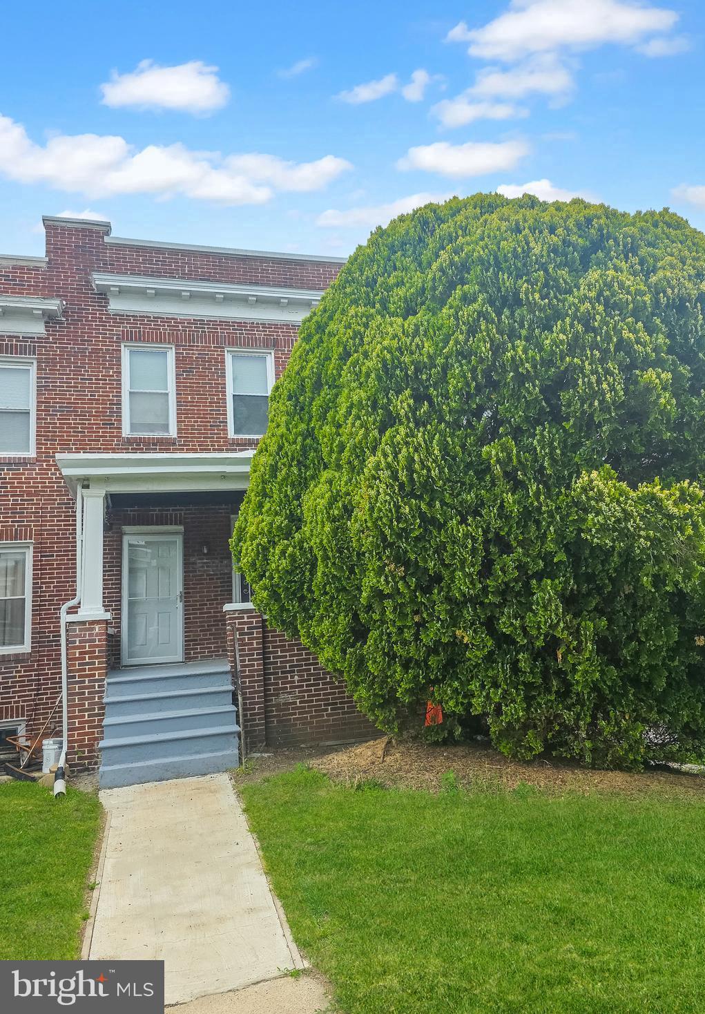 ROSEMONT - Residential Income