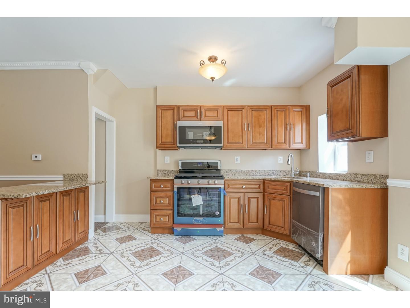 BRIDESBURG - Residential