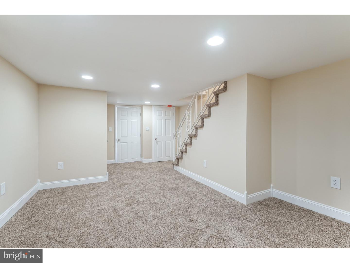 BRIDESBURG - Residential