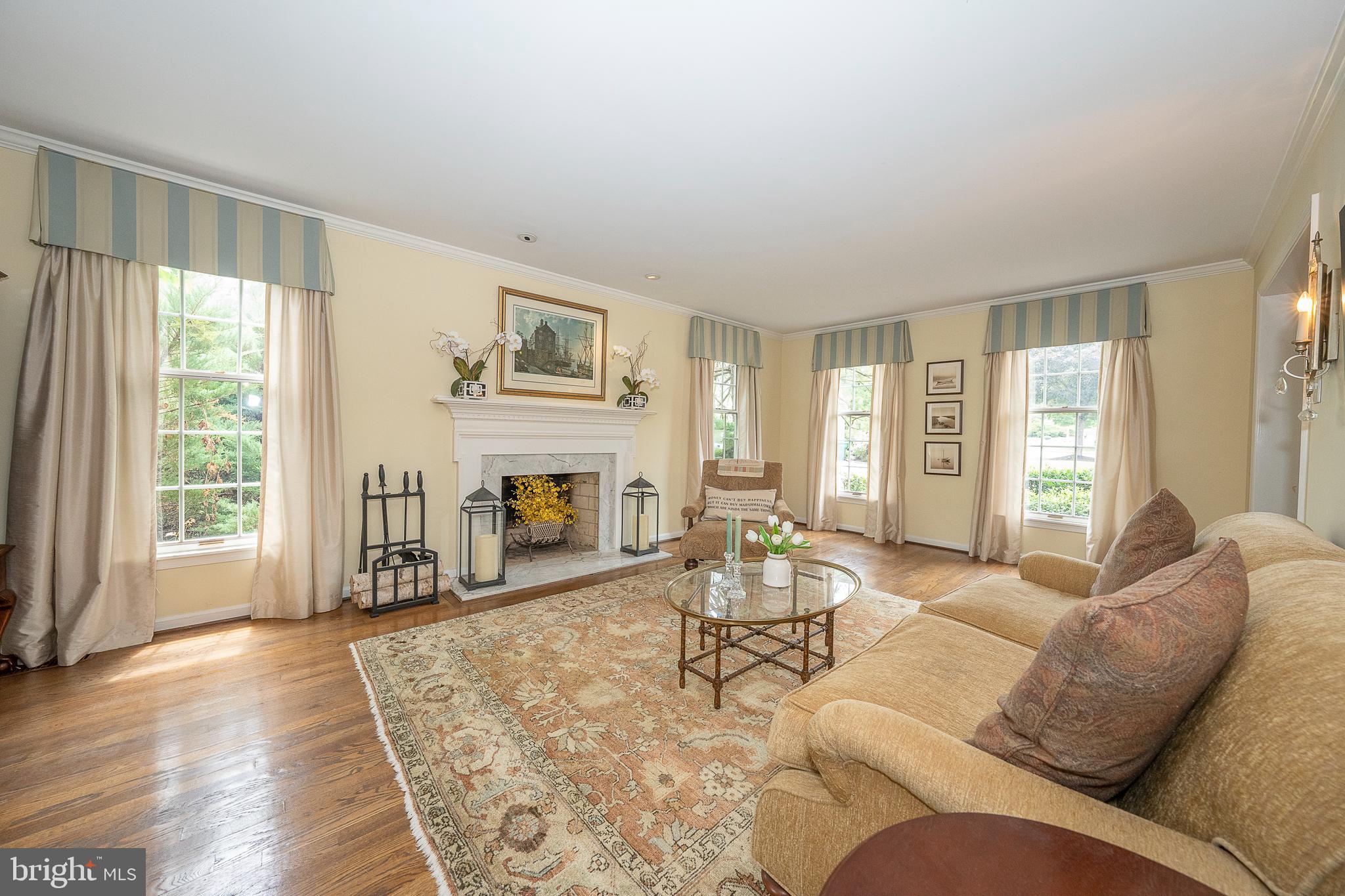 STONEGATE - Residential