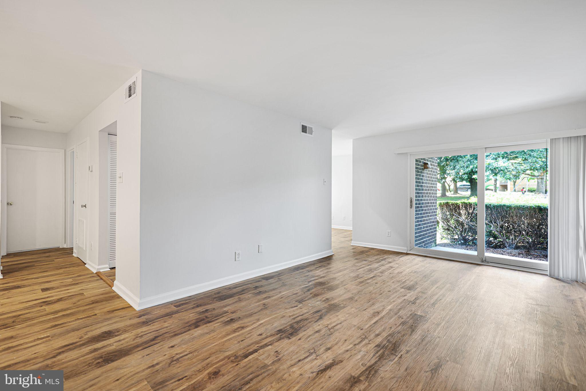 CHERRY GLEN CONDOS - Residential