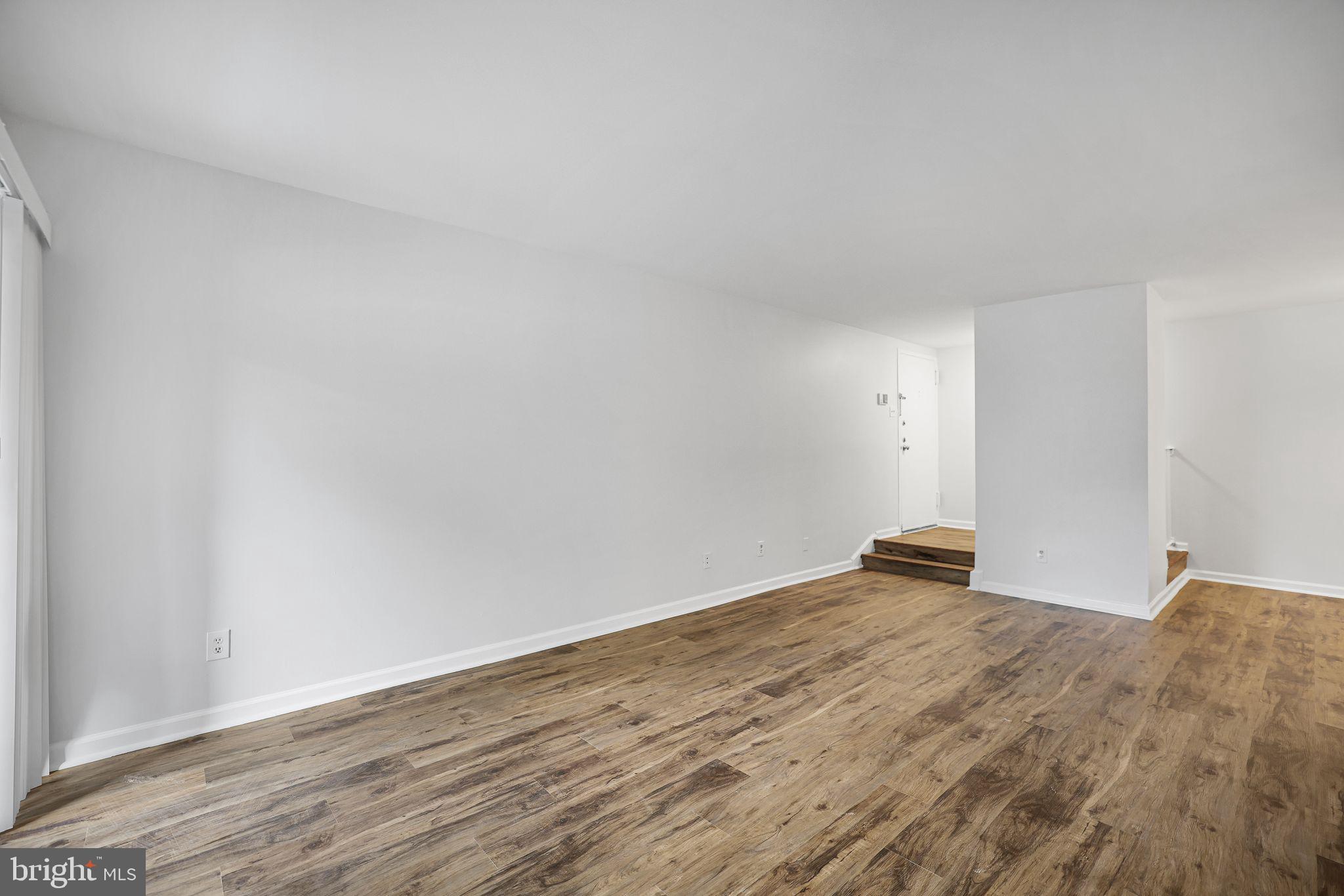 CHERRY GLEN CONDOS - Residential