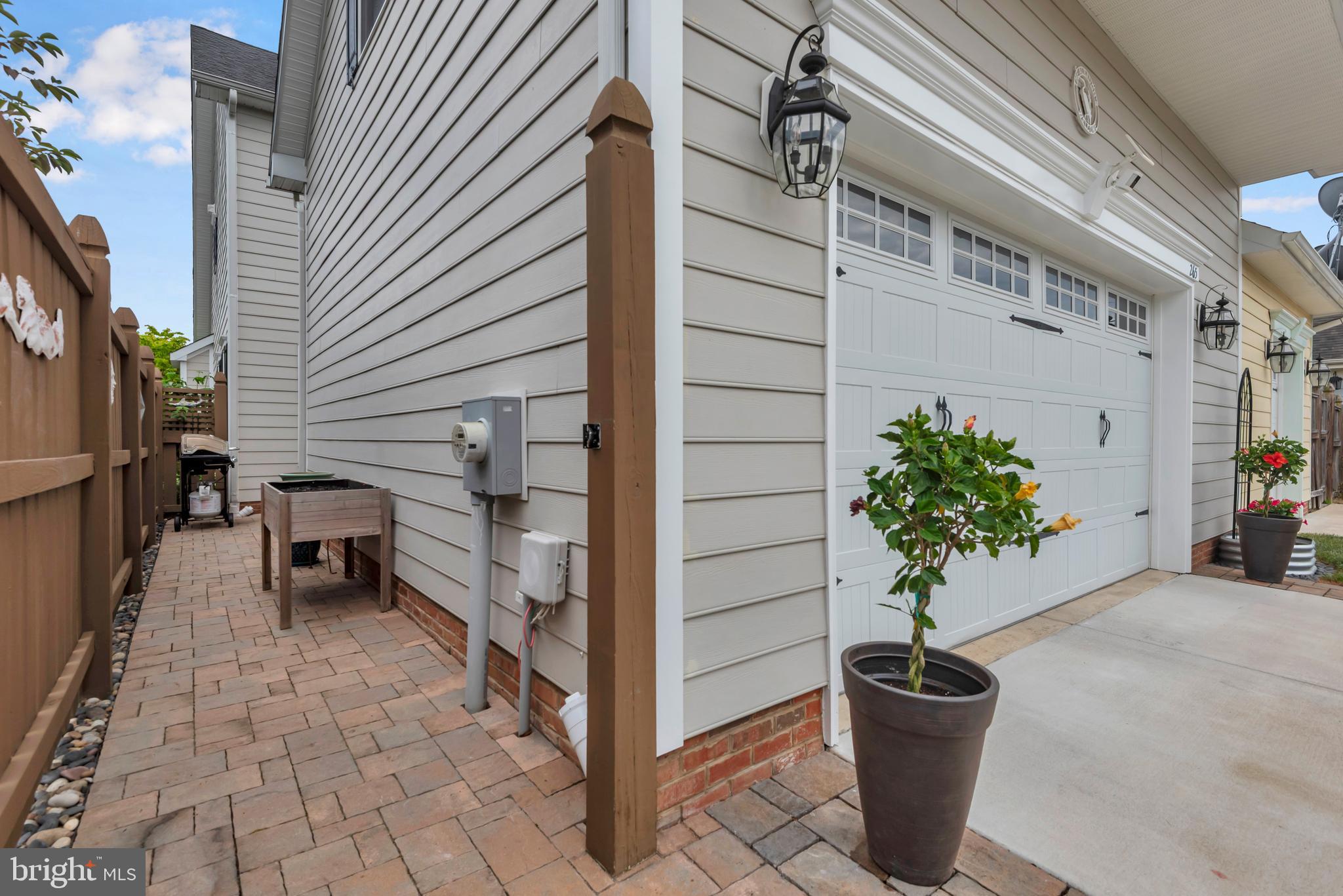GIBSONS GRANT - Residential