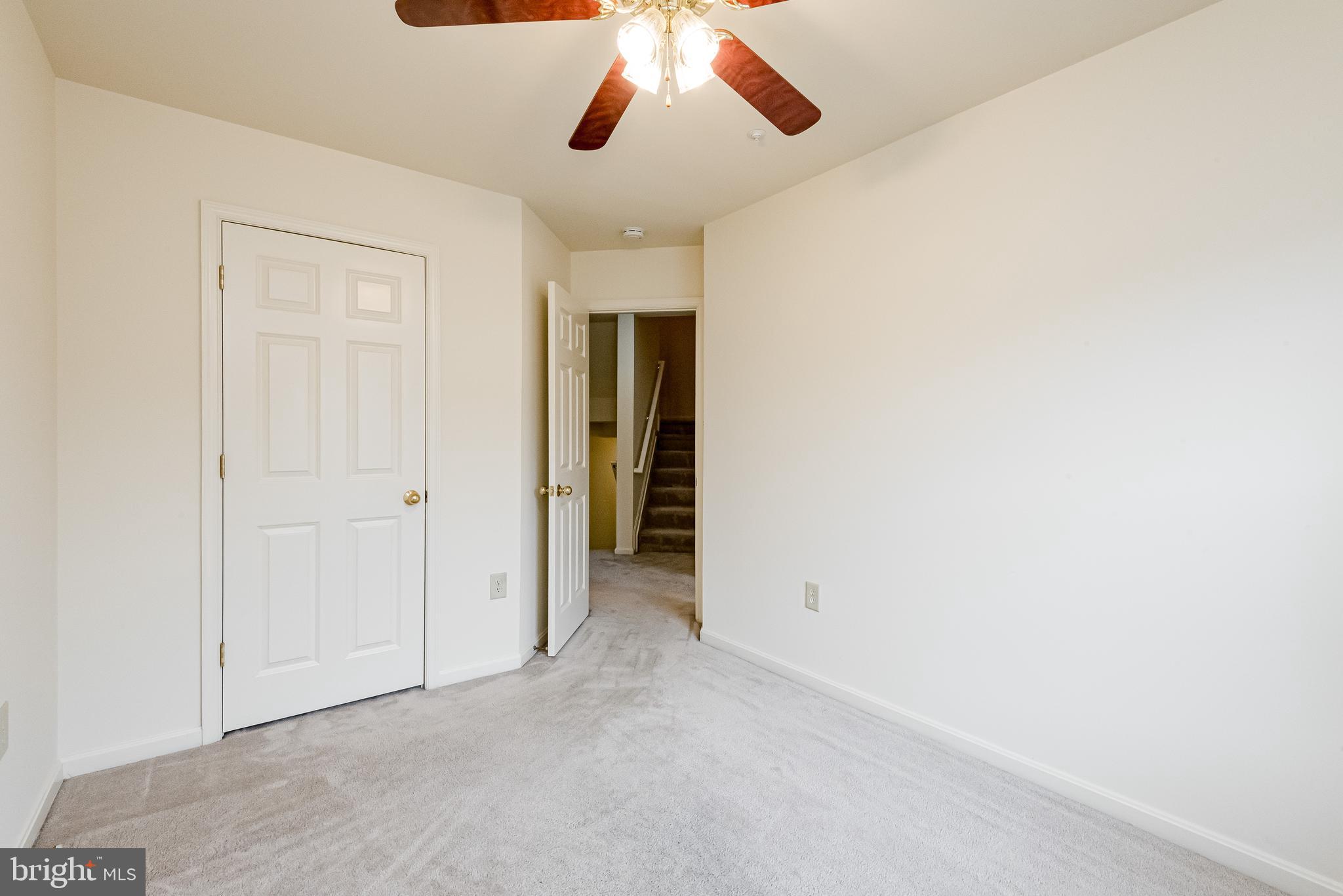 SEVEN OAKS - Residential
