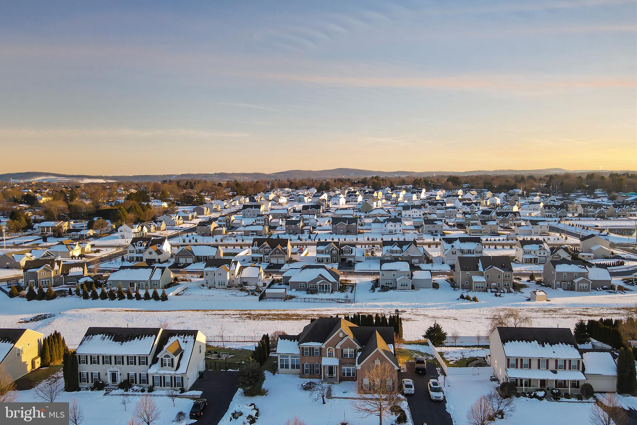 FOX RUN ESTATES - Residential