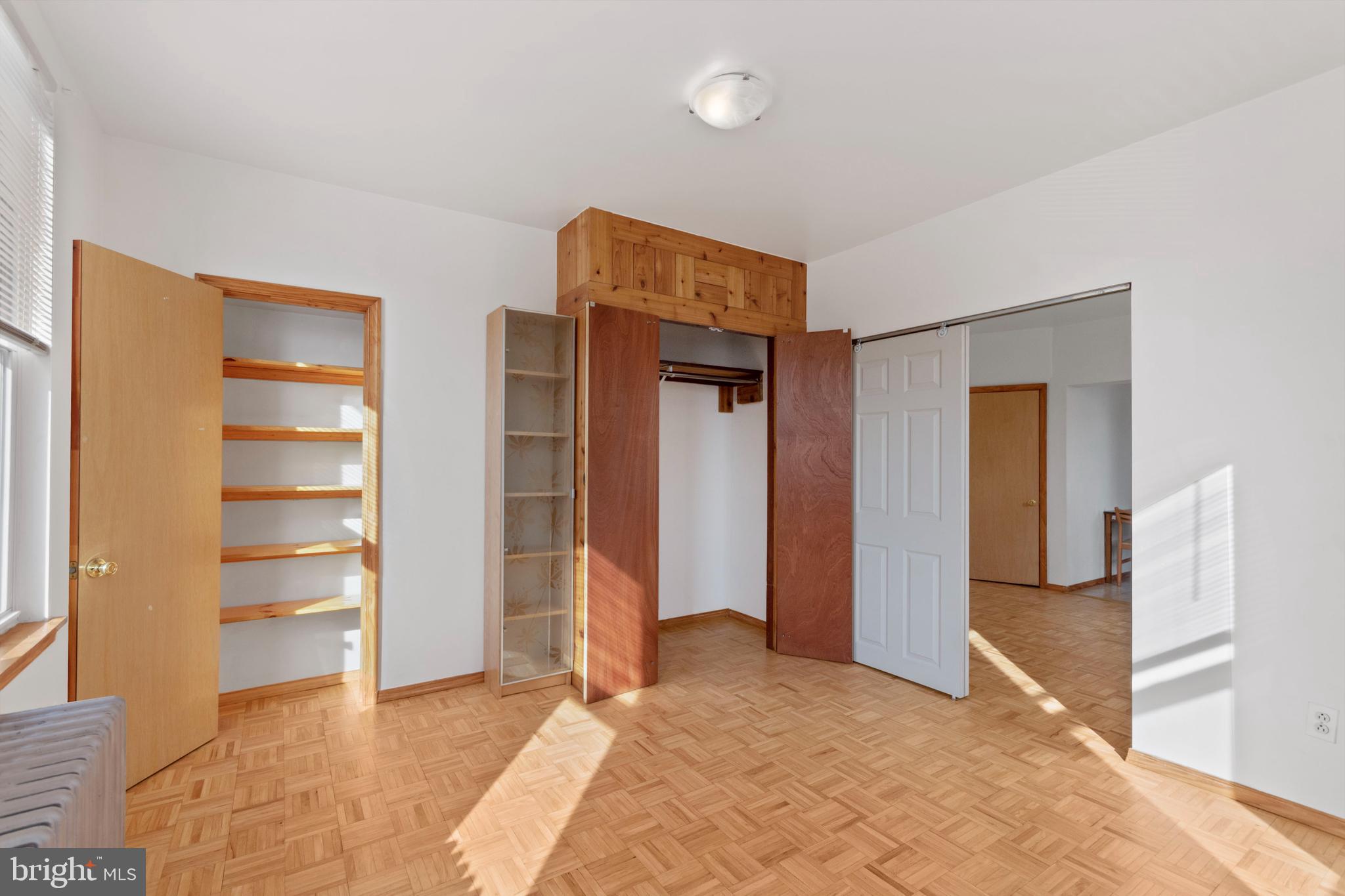PORT RICHMOND - Residential