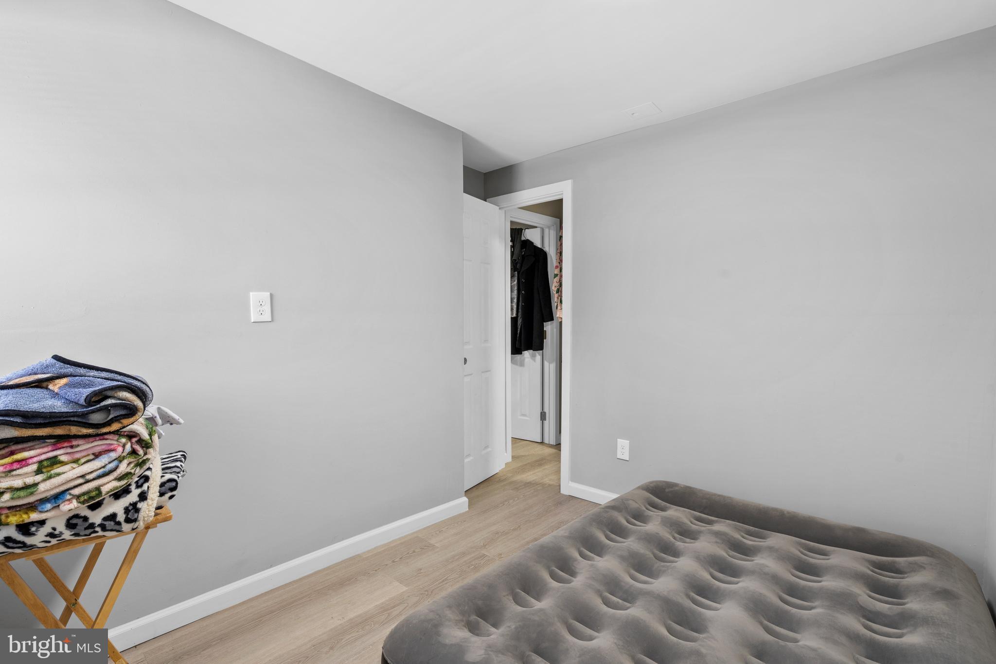 PORT RICHMOND - Residential
