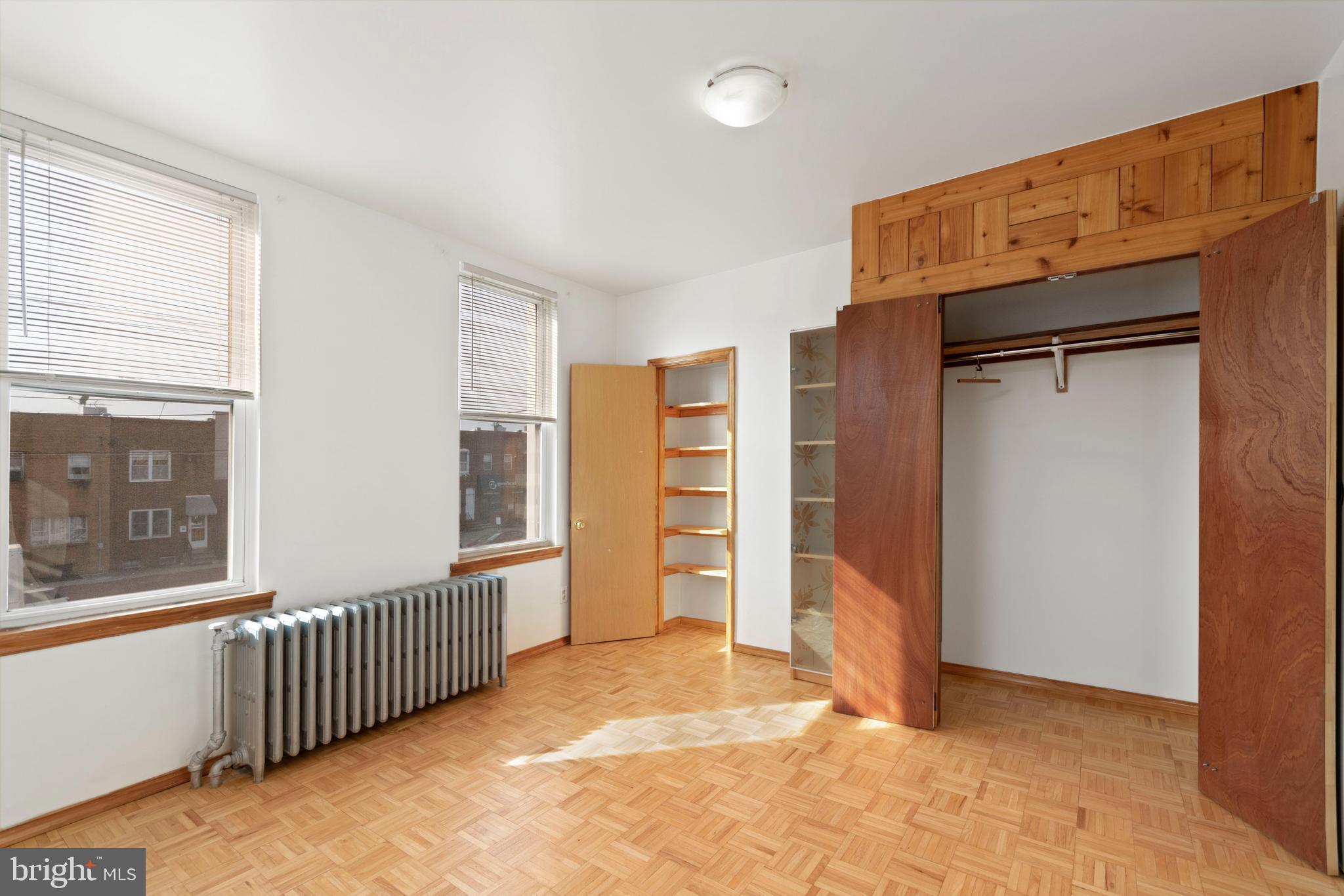 PORT RICHMOND - Residential