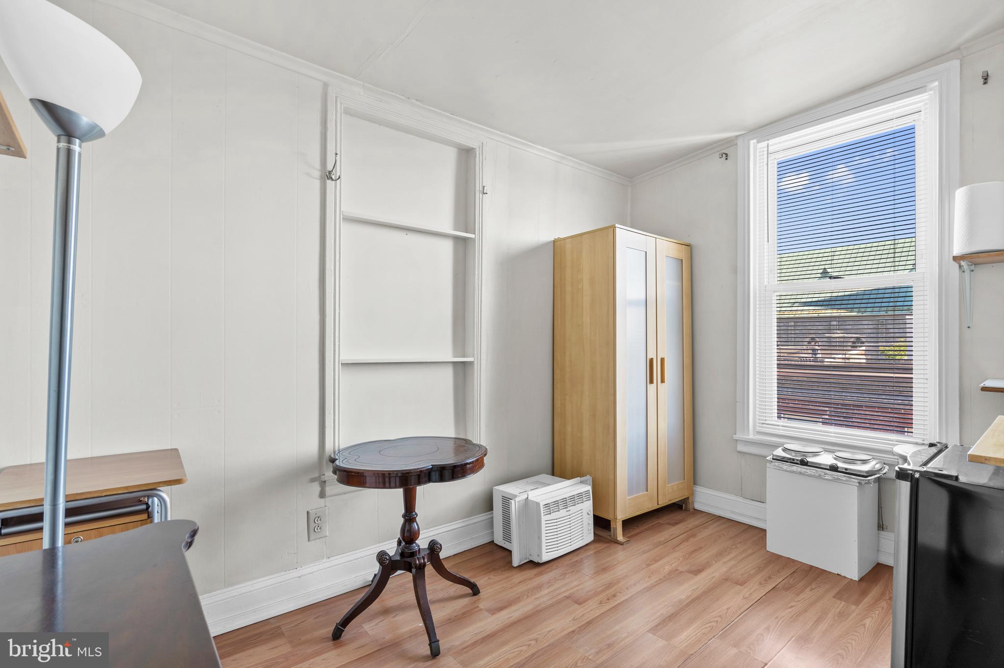 PORT RICHMOND - Residential