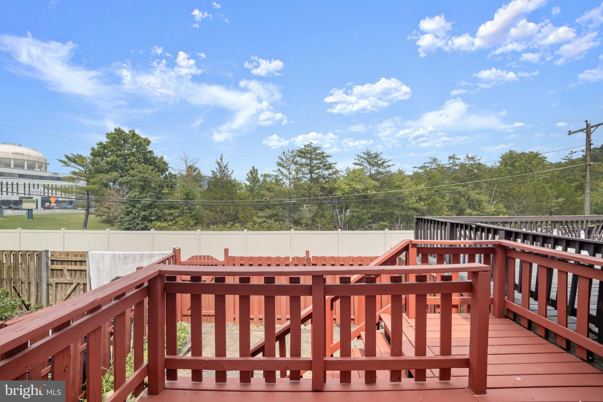 SURRATTS VILLAGE - Residential