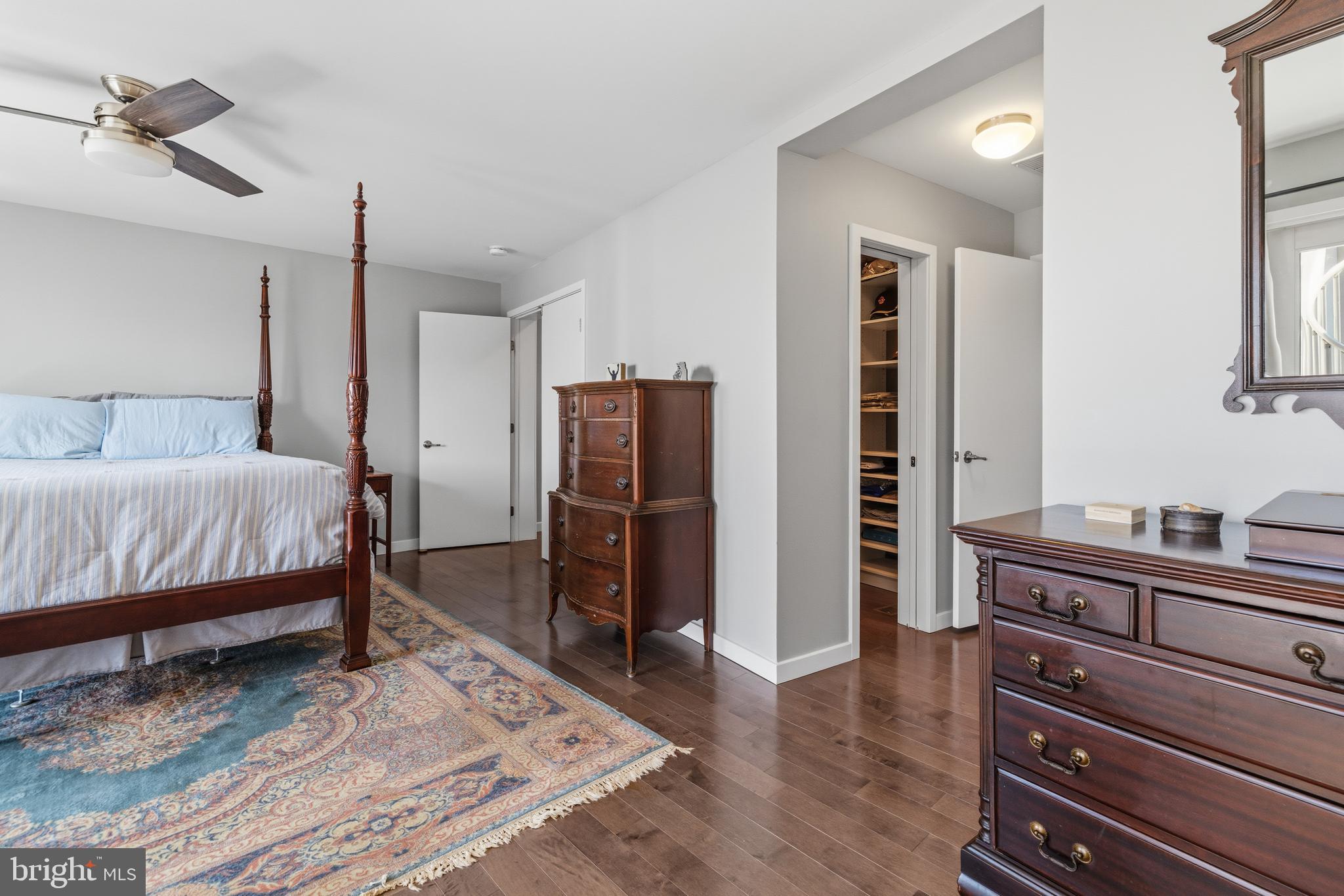 BELLA VISTA - Residential